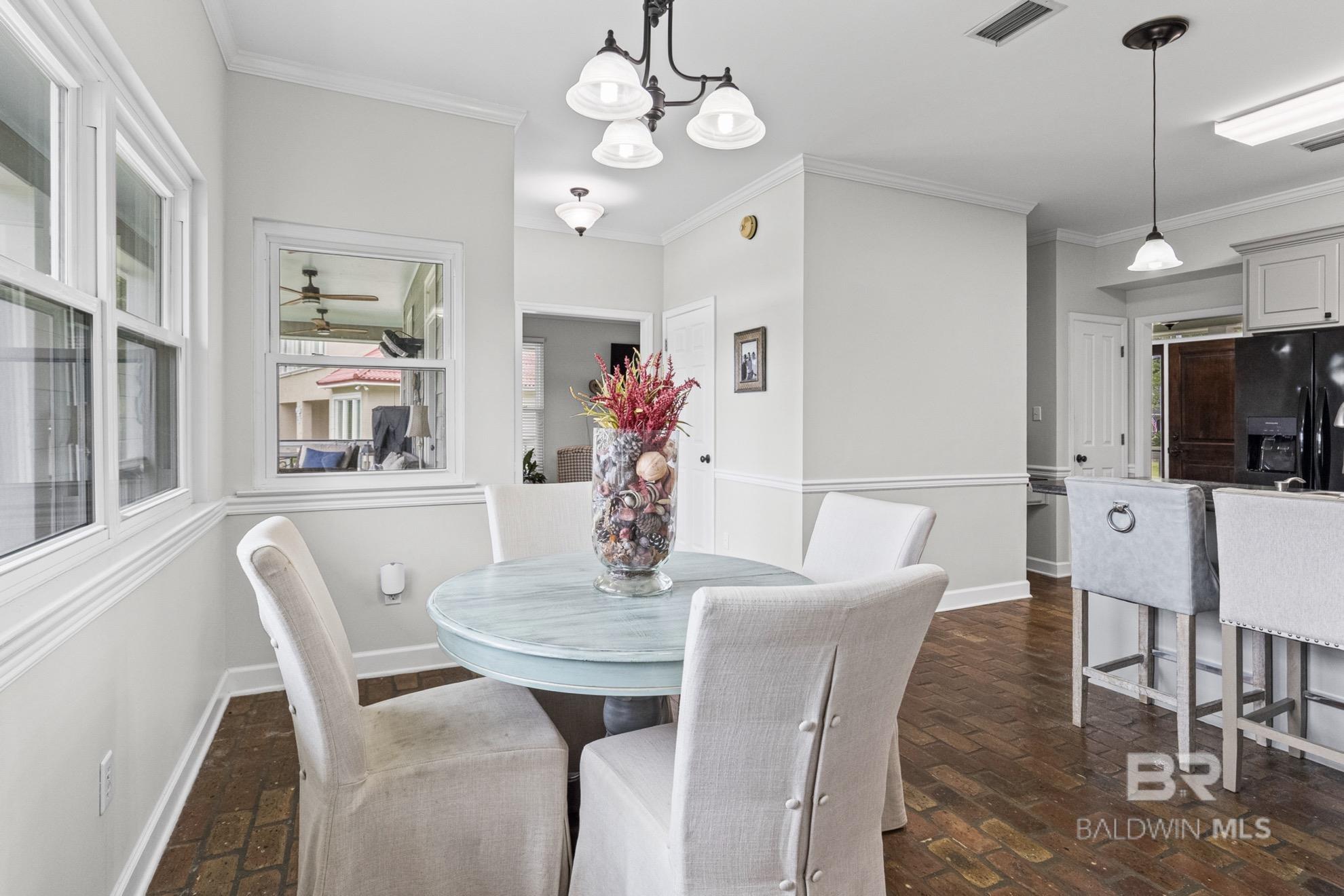 https://zimg.paragon.ice.com/ParagonImages/Property/PG/BCAR/397316/9/0/0/fb7e6fd6ed04c76314f82039ac7c9079/7/58fe527642fbcde7d01f41e4e93d0127/397316-3cd809e7-a52f-461d-9145-37719564757e.JPG