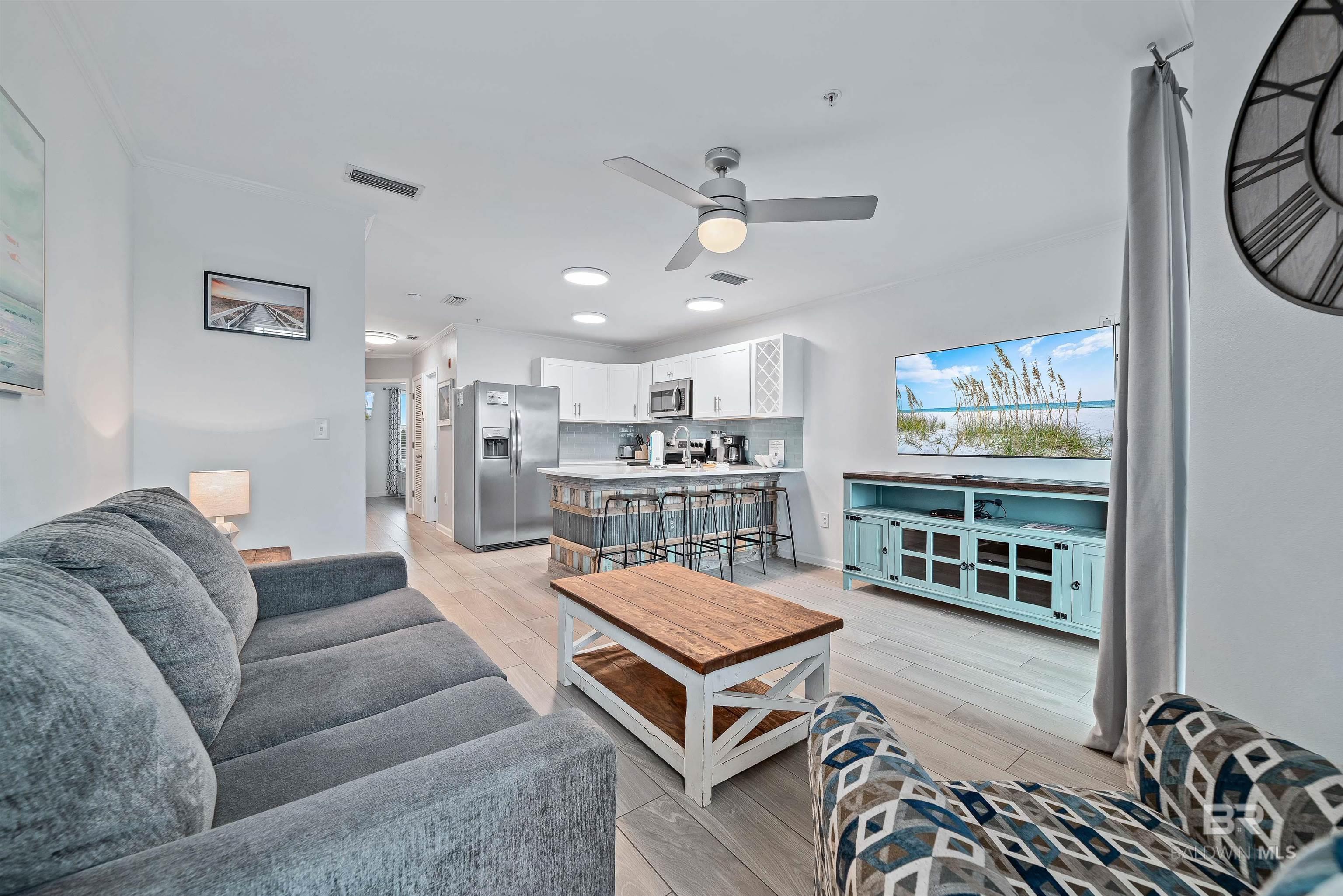 https://zimg.paragon.ice.com/ParagonImages/Property/PG/BCAR/397321/11/0/0/c964cc443b4be25cde4310daa65bc27a/7/cc0d87856350e33efca4fe9d10fa5a98/397321-dd108929-fecc-4f18-a05e-087b3d1eb88a.JPG