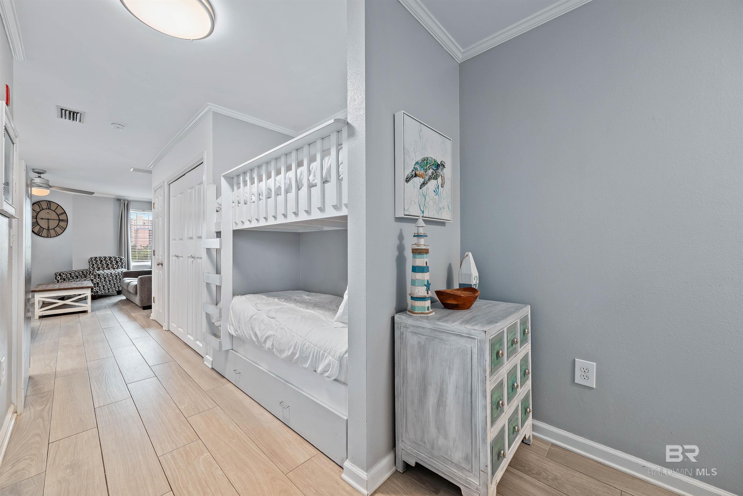 https://zimg.paragon.ice.com/ParagonImages/Property/PG/BCAR/397321/15/0/0/7d8bd867e63e5c57eec21c2fec45f5d9/7/cc0d87856350e33efca4fe9d10fa5a98/397321-fec63fda-0495-4674-bcaf-3307f0324058.JPG