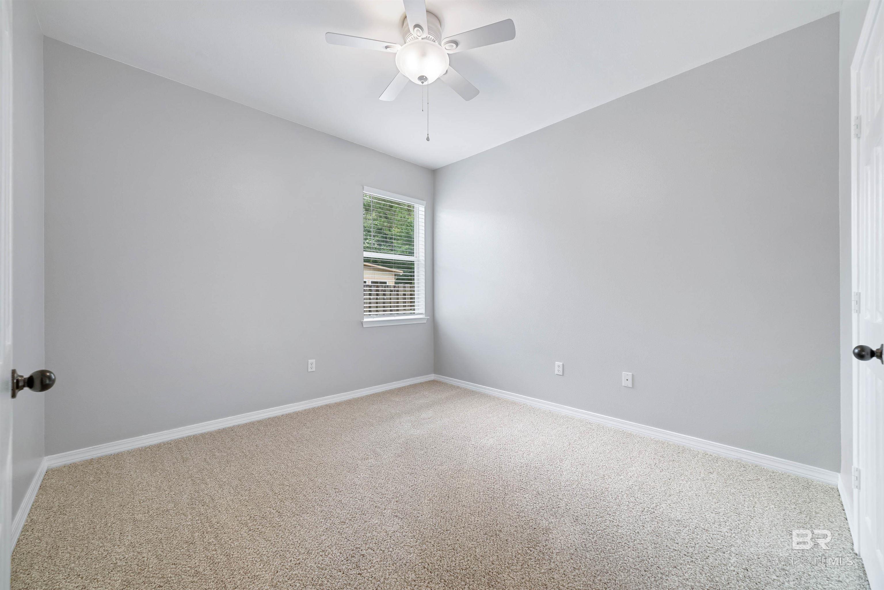 https://zimg.paragon.ice.com/ParagonImages/Property/PG/BCAR/397322/24/0/0/052700a926fe88e5ec5492d82faf1c8e/7/2fbae7d5400165e685b3a8143ae9b0f3/397322-5448228a-d868-430a-9f4f-7dbffb25c294.JPG