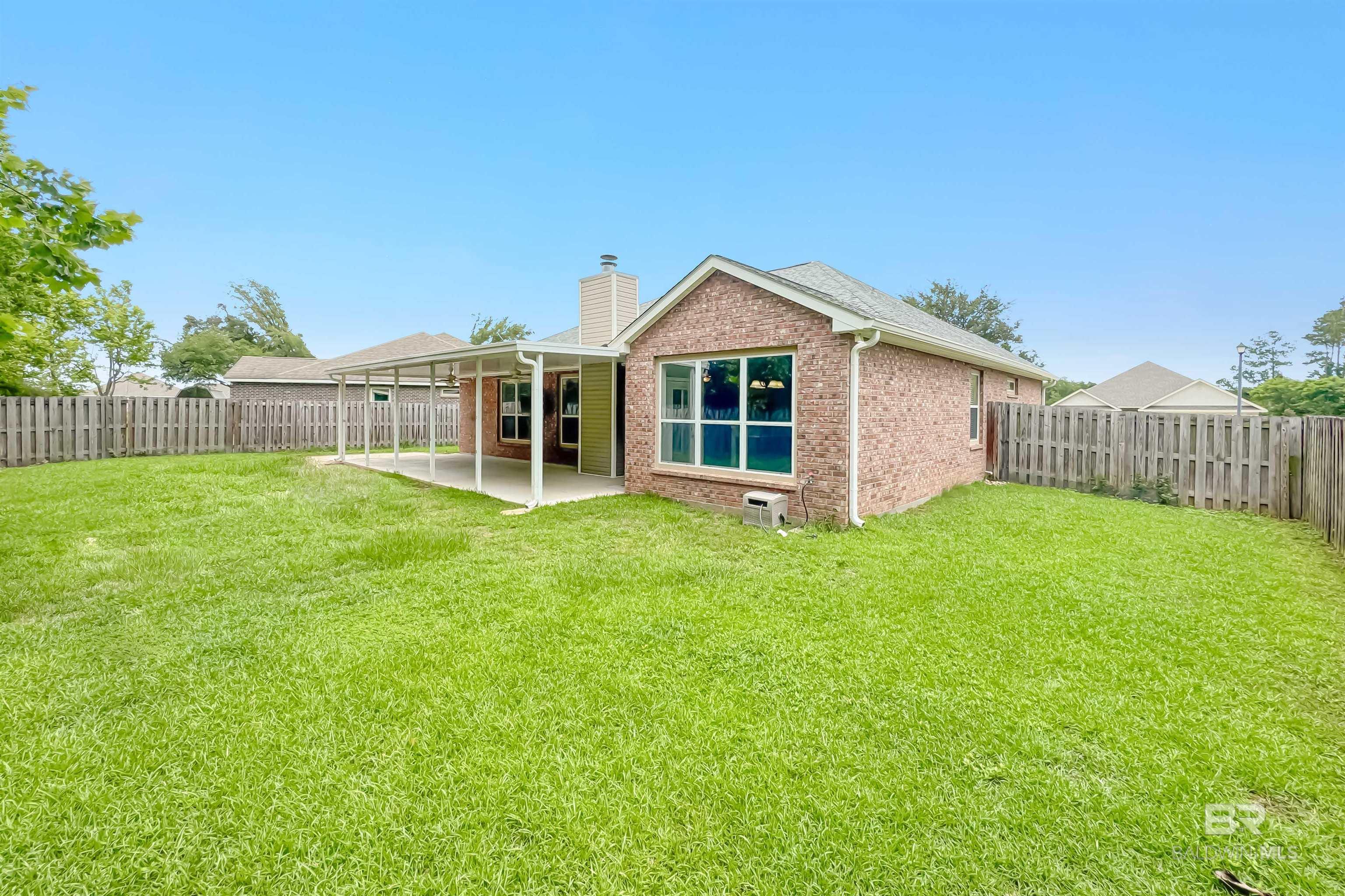 https://zimg.paragon.ice.com/ParagonImages/Property/PG/BCAR/397322/28/0/0/50c03a61722ffd91170064d35fed6d2c/7/2fbae7d5400165e685b3a8143ae9b0f3/397322-ac0971ed-1dc7-4abf-ba3d-5d49dadcf272.JPG