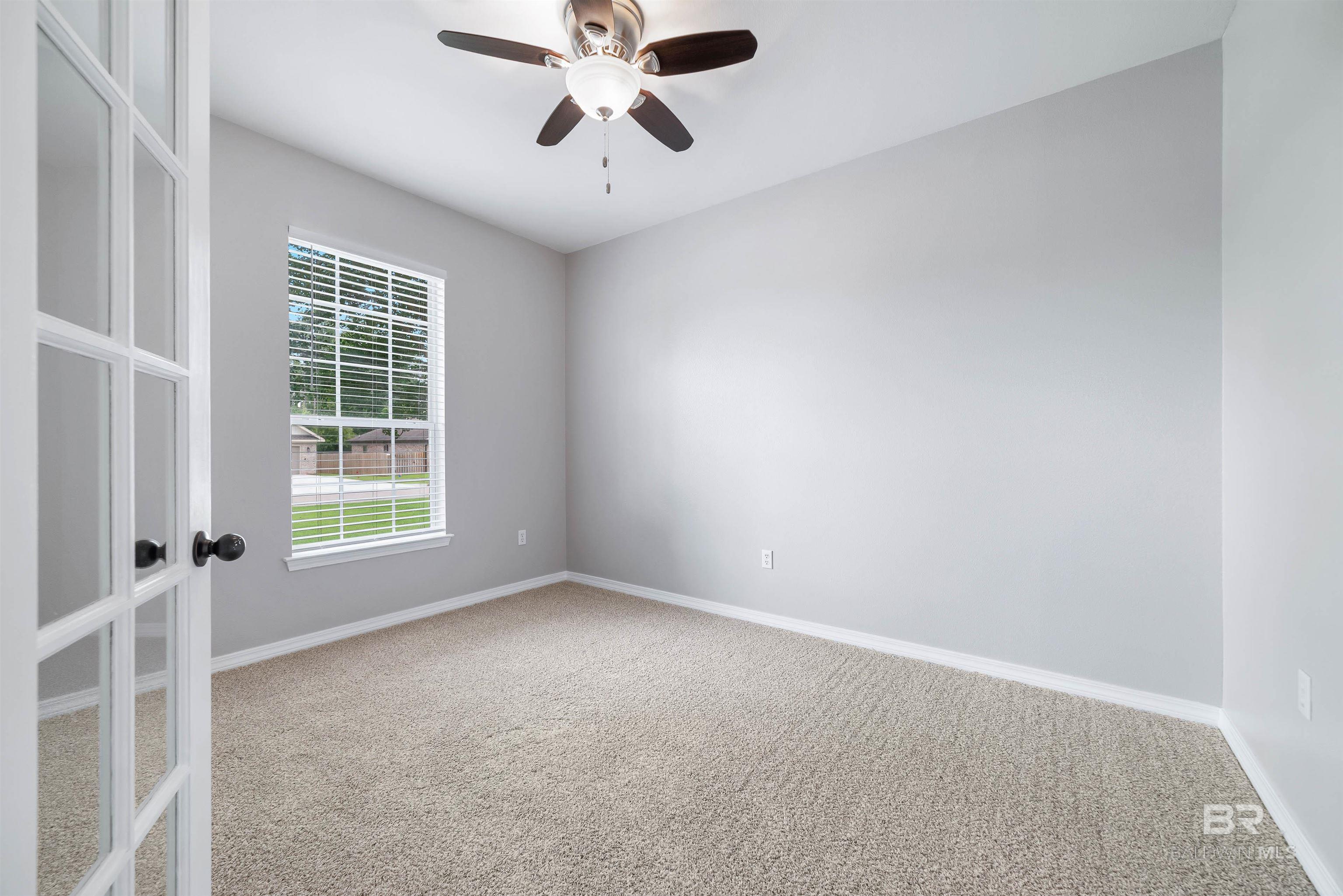 https://zimg.paragon.ice.com/ParagonImages/Property/PG/BCAR/397322/6/0/0/280244dd14bcb4d3f263f9cc9fb1468b/7/2fbae7d5400165e685b3a8143ae9b0f3/397322-b4feb496-90da-4adc-8cbc-c8e7e7e9c956.JPG