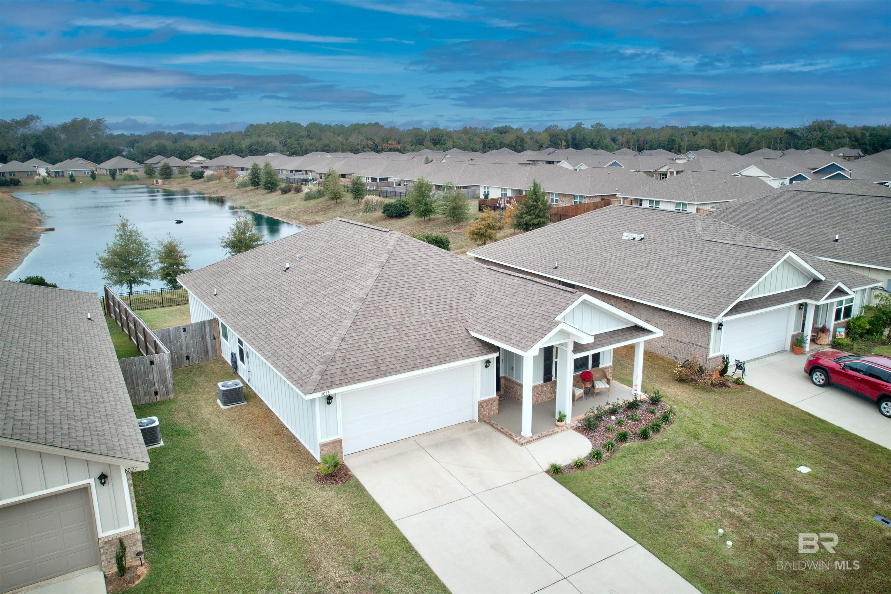 https://zimg.paragon.ice.com/ParagonImages/Property/PG/BCAR/397324/2/0/0/2c053eb249d23ed940e64b680a9b2c0a/7/61c1c8d41292b673c649790d1284ec88/397324-e1f669ec-bca3-4d86-9078-7809d7dd4371.JPG