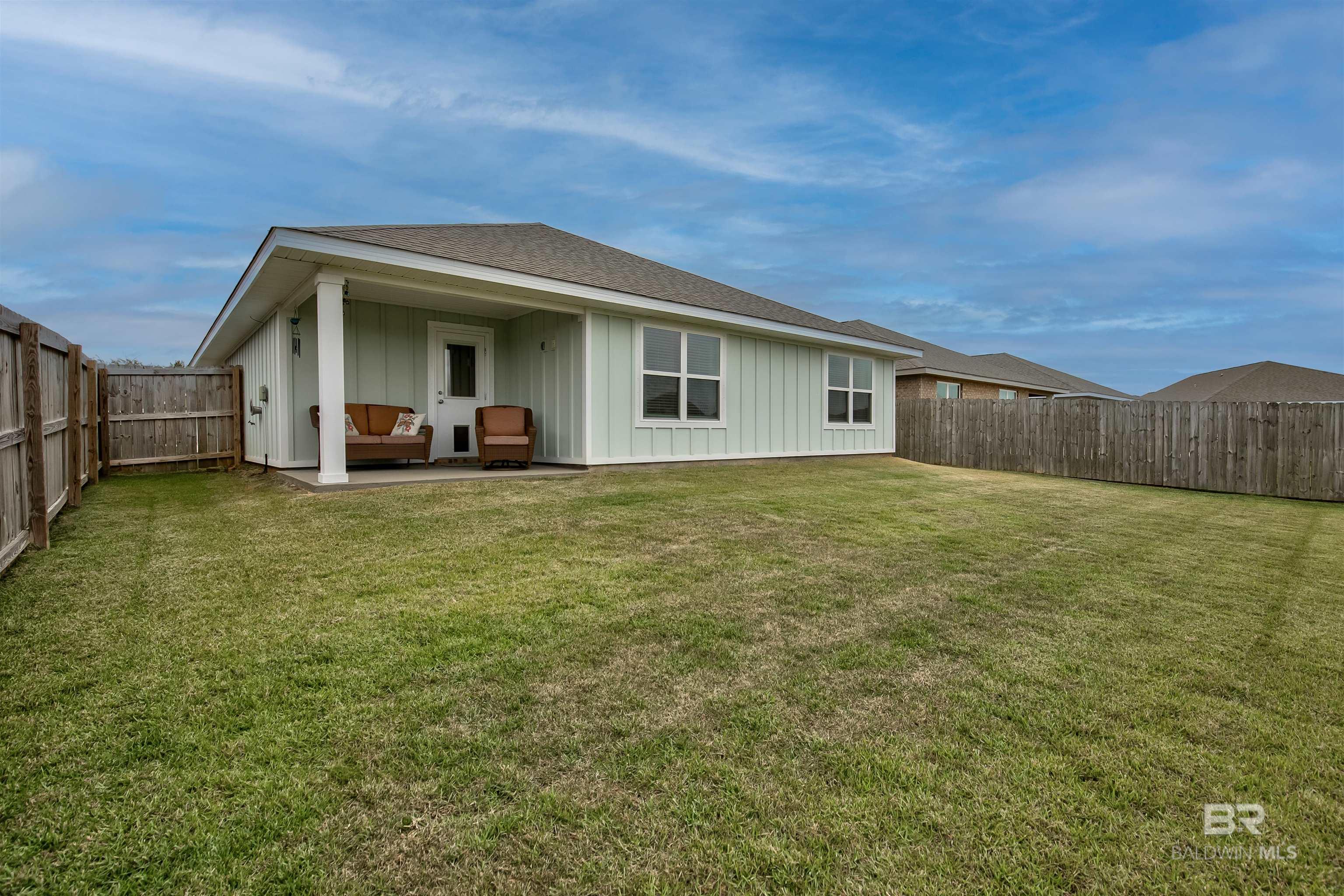 https://zimg.paragon.ice.com/ParagonImages/Property/PG/BCAR/397324/36/0/0/909dde316f1e2011c166975019361d91/7/61c1c8d41292b673c649790d1284ec88/397324-f139fb9c-e1d3-4d5d-b132-16c1cb63a41b.JPG