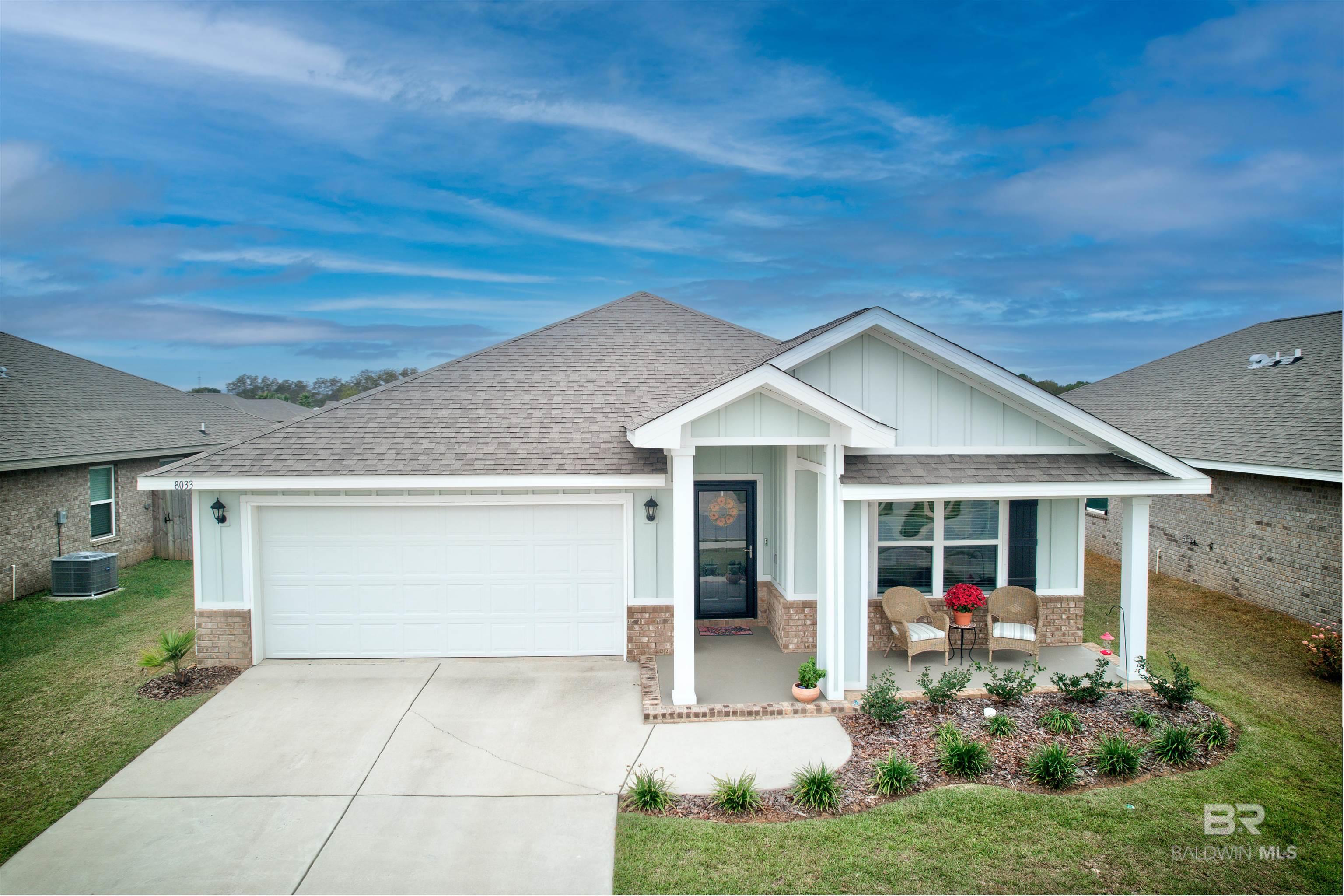 https://zimg.paragon.ice.com/ParagonImages/Property/PG/BCAR/397324/5/0/0/9fa5ec8d19d176f6fc60693d0134bd99/7/61c1c8d41292b673c649790d1284ec88/397324-117b5bfb-3f96-46a1-888b-df60bcebd857.JPG