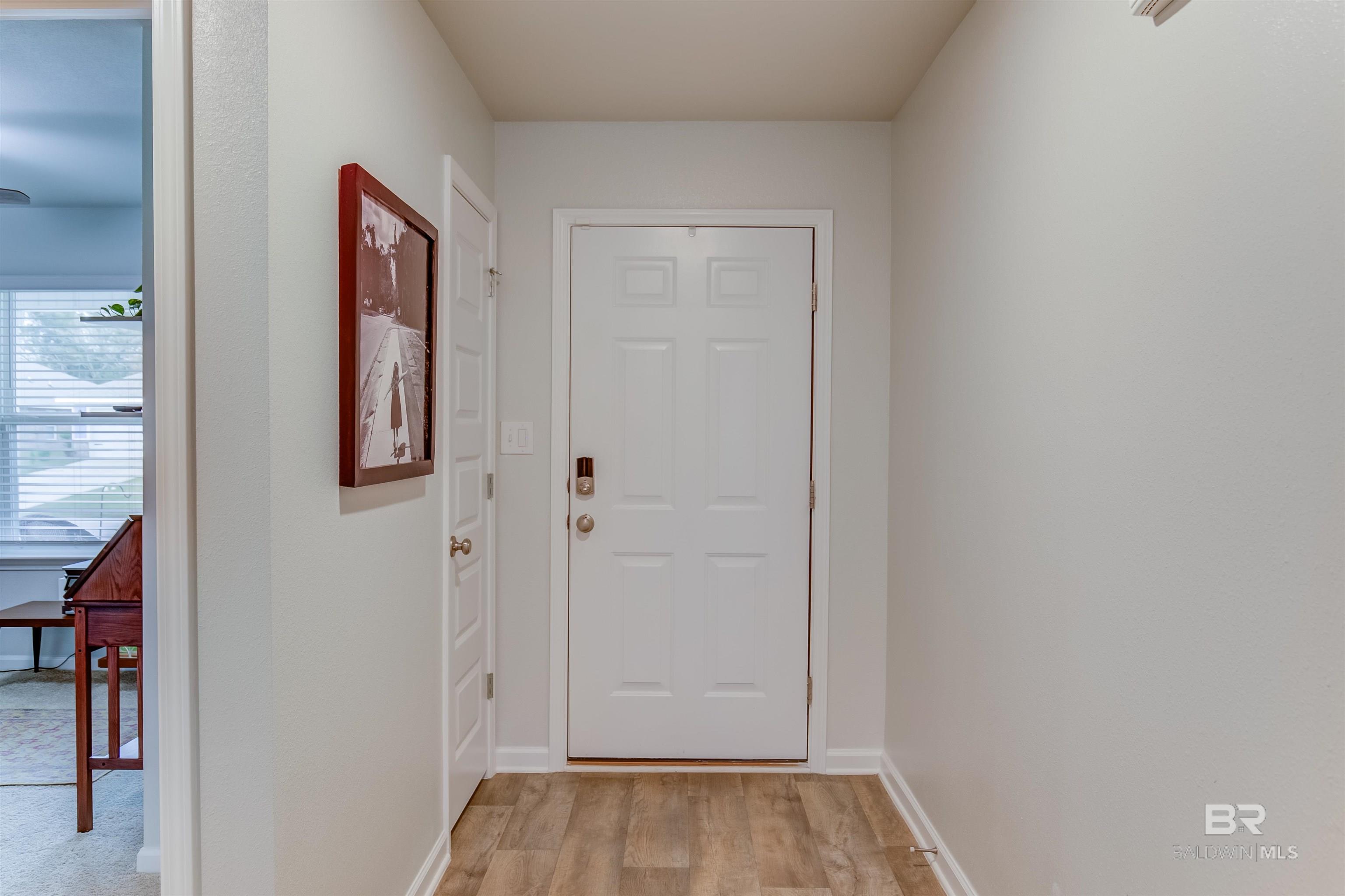 https://zimg.paragon.ice.com/ParagonImages/Property/PG/BCAR/397324/8/0/0/4ba373a5bde2375372c02b63e732db4e/7/61c1c8d41292b673c649790d1284ec88/397324-89bcad5d-efa5-4f92-9217-a3585ebdd08d.JPG