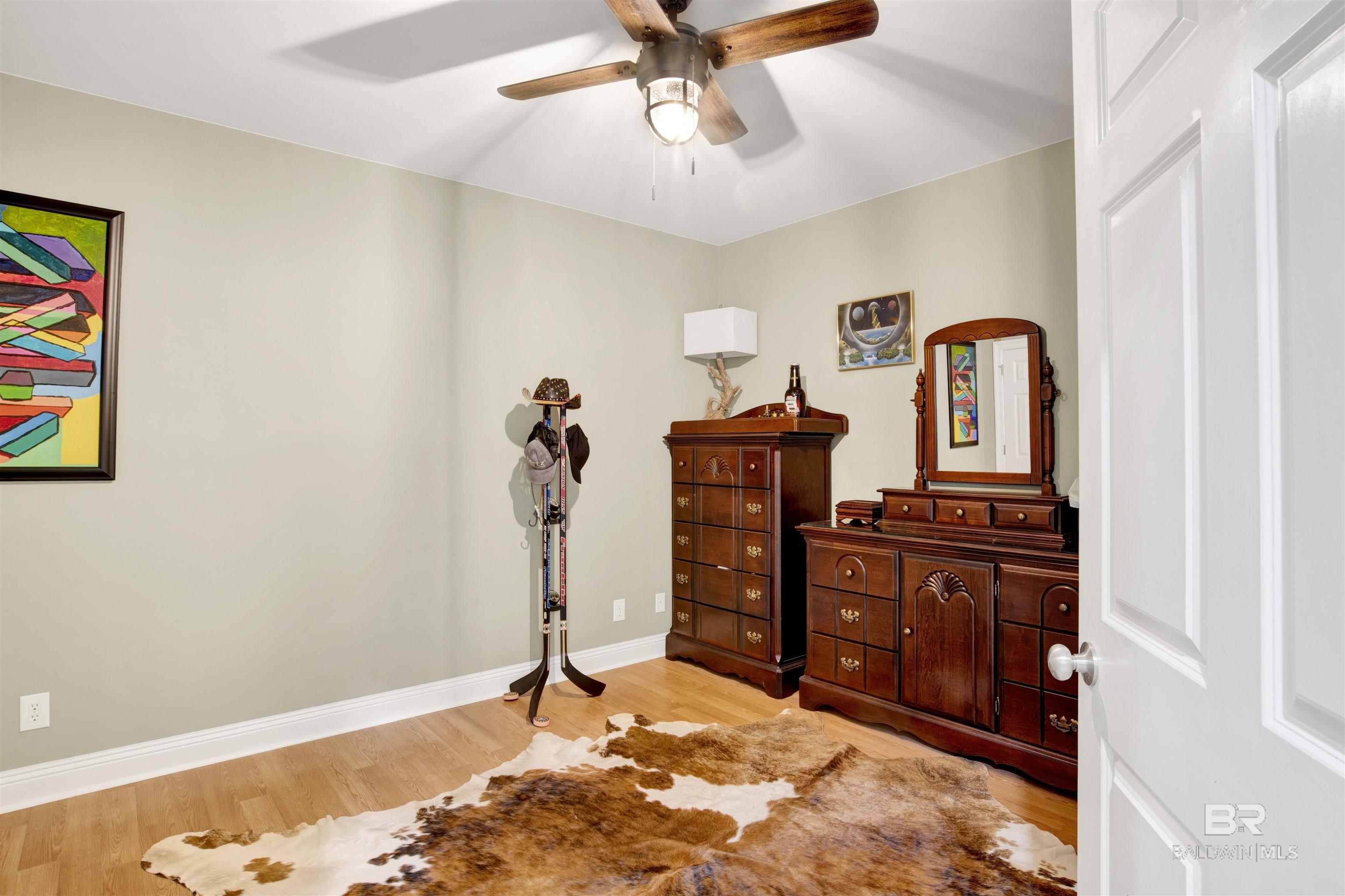 https://zimg.paragon.ice.com/ParagonImages/Property/PG/BCAR/397325/46/0/0/ee78eb0a19da80f95b527ec3edd0f7ad/7/4d926920c5a5329a603cd5888b6a0a3d/397325-EB898BEA-C6A1-49DF-A1BB-37CDE402D21E.JPG