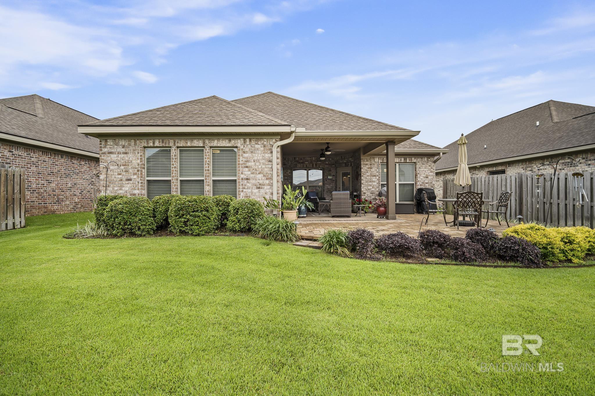https://zimg.paragon.ice.com/ParagonImages/Property/PG/BCAR/397327/29/0/0/1d0fcb35db24aeb668beaaf5ba770c2d/7/37524bd121905f383fc4cc6dc94064b8/397327-400cabaa-8a07-4499-aed2-68ad9360858d.JPG