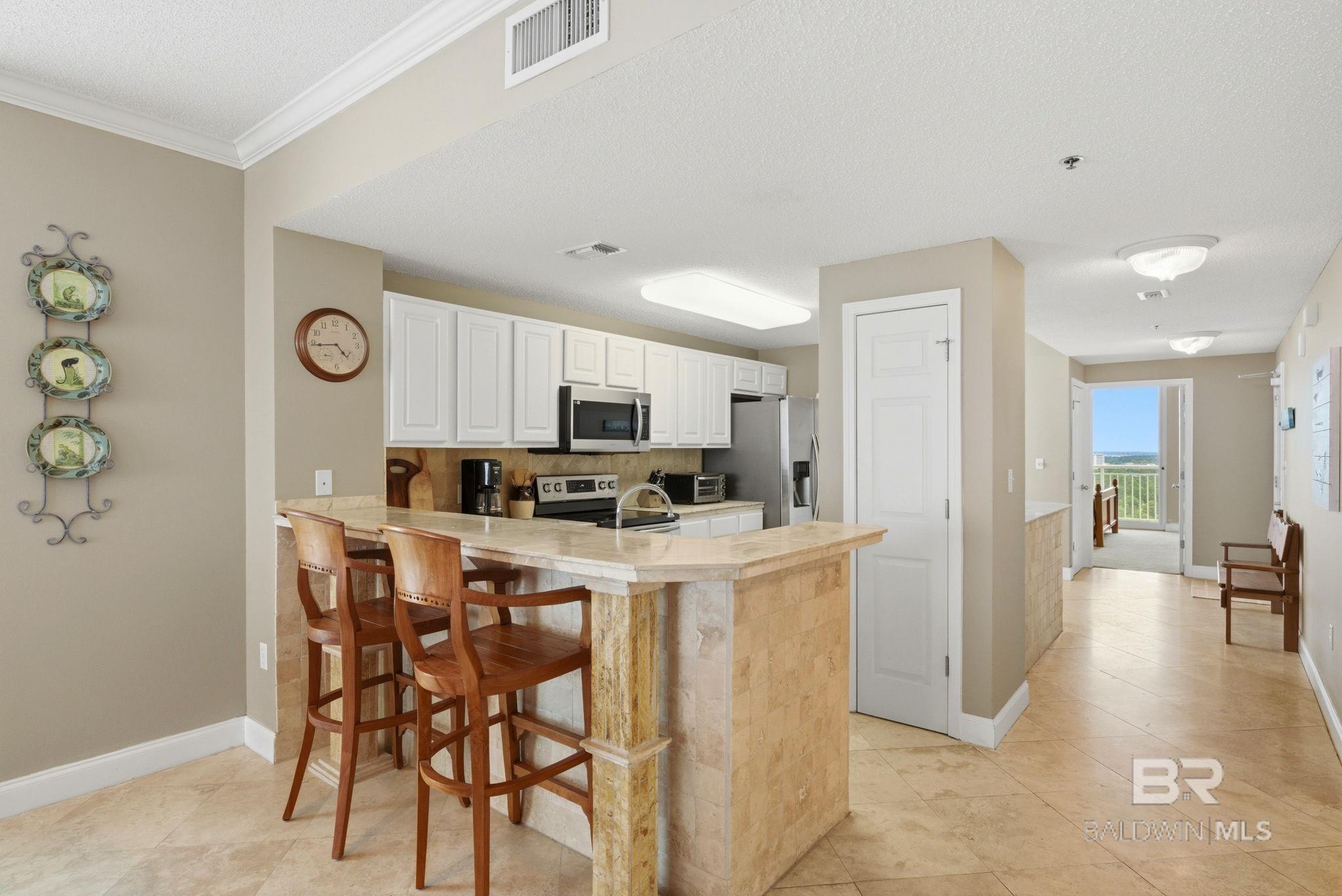 https://zimg.paragon.ice.com/ParagonImages/Property/PG/BCAR/397328/2/0/0/1aac74312409fba5584ad3e1f085cf62/7/8982c3d4400d09c5a6e6d790204a84e5/397328-36730e36-3e90-4024-bbe9-77eaeb5892f1.JPG