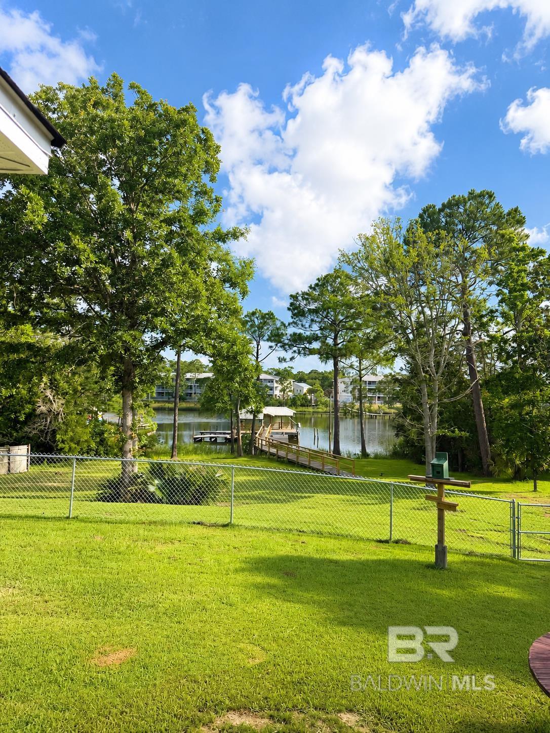 https://zimg.paragon.ice.com/ParagonImages/Property/PG/BCAR/397351/12/0/0/603e1ab410b8a48ad79cc6e12446d1b8/7/86d7c8caff8fc7a54eddf731313922af/397351-c8fa76f3-93e8-46c4-8d16-b68f51f0c3da.JPG