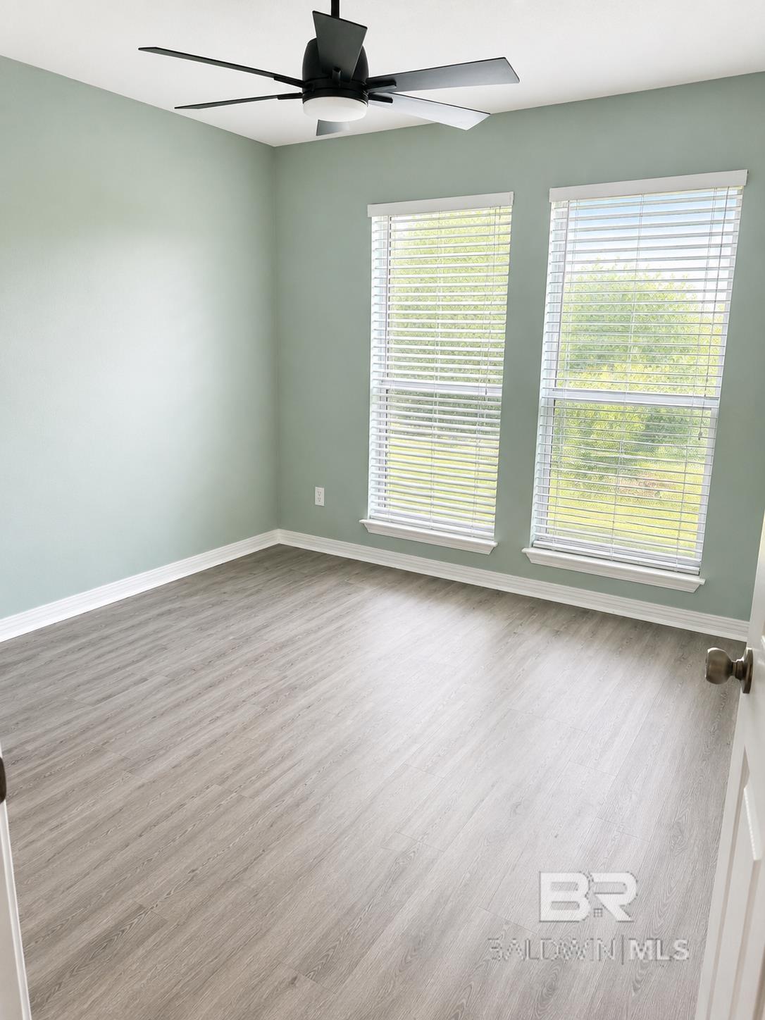 https://zimg.paragon.ice.com/ParagonImages/Property/PG/BCAR/397351/15/0/0/21a570a63b3fa58afa62a6193b6baa43/7/86d7c8caff8fc7a54eddf731313922af/397351-86ad640b-ceb2-4d37-baa0-eae3d8565b22.JPG