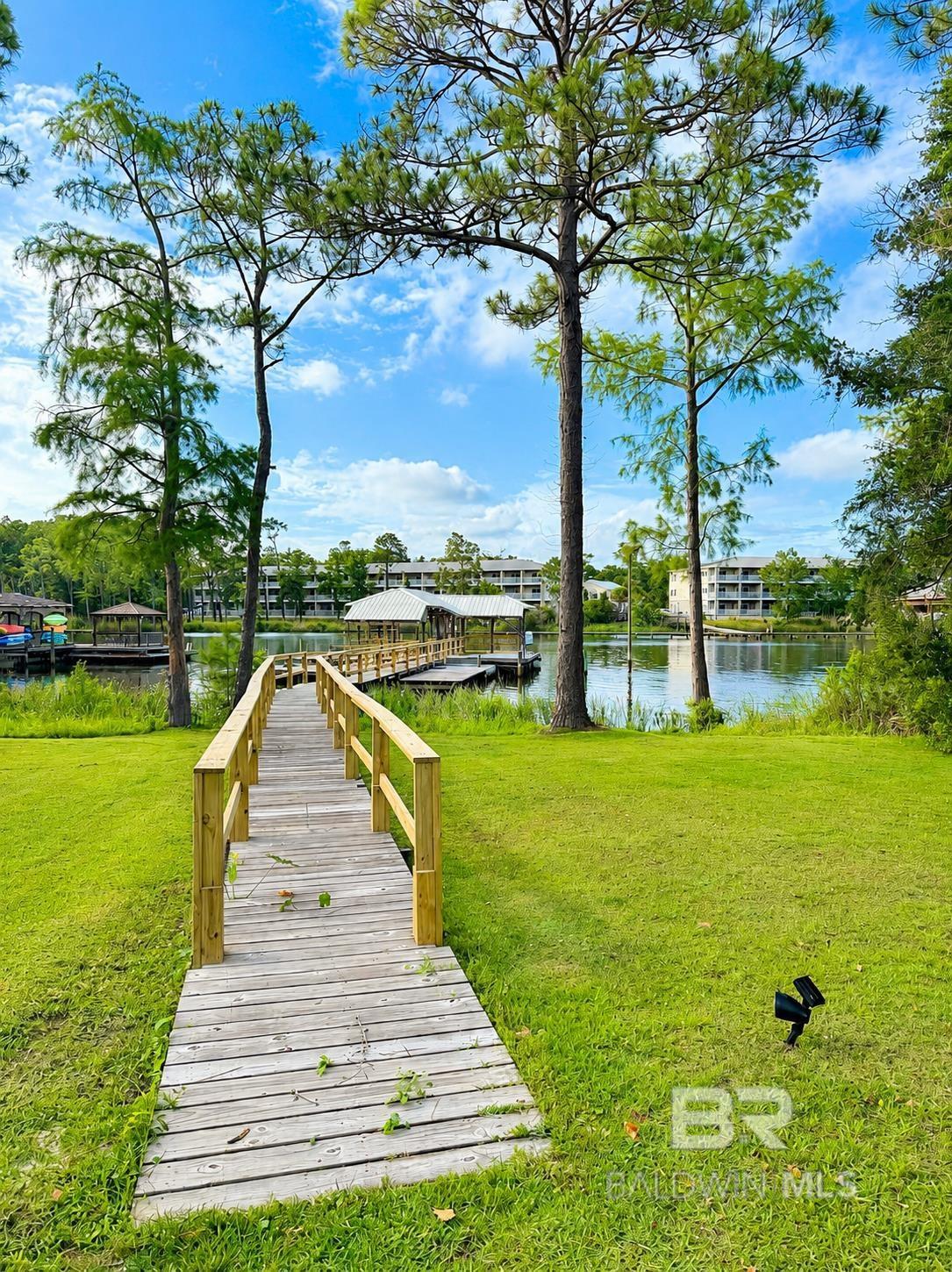 https://zimg.paragon.ice.com/ParagonImages/Property/PG/BCAR/397351/5/0/0/a7db88327f1139241d97cba25993bc9a/7/86d7c8caff8fc7a54eddf731313922af/397351-f5175a90-cc47-4bc7-beb6-e32b5c7799dd.JPG