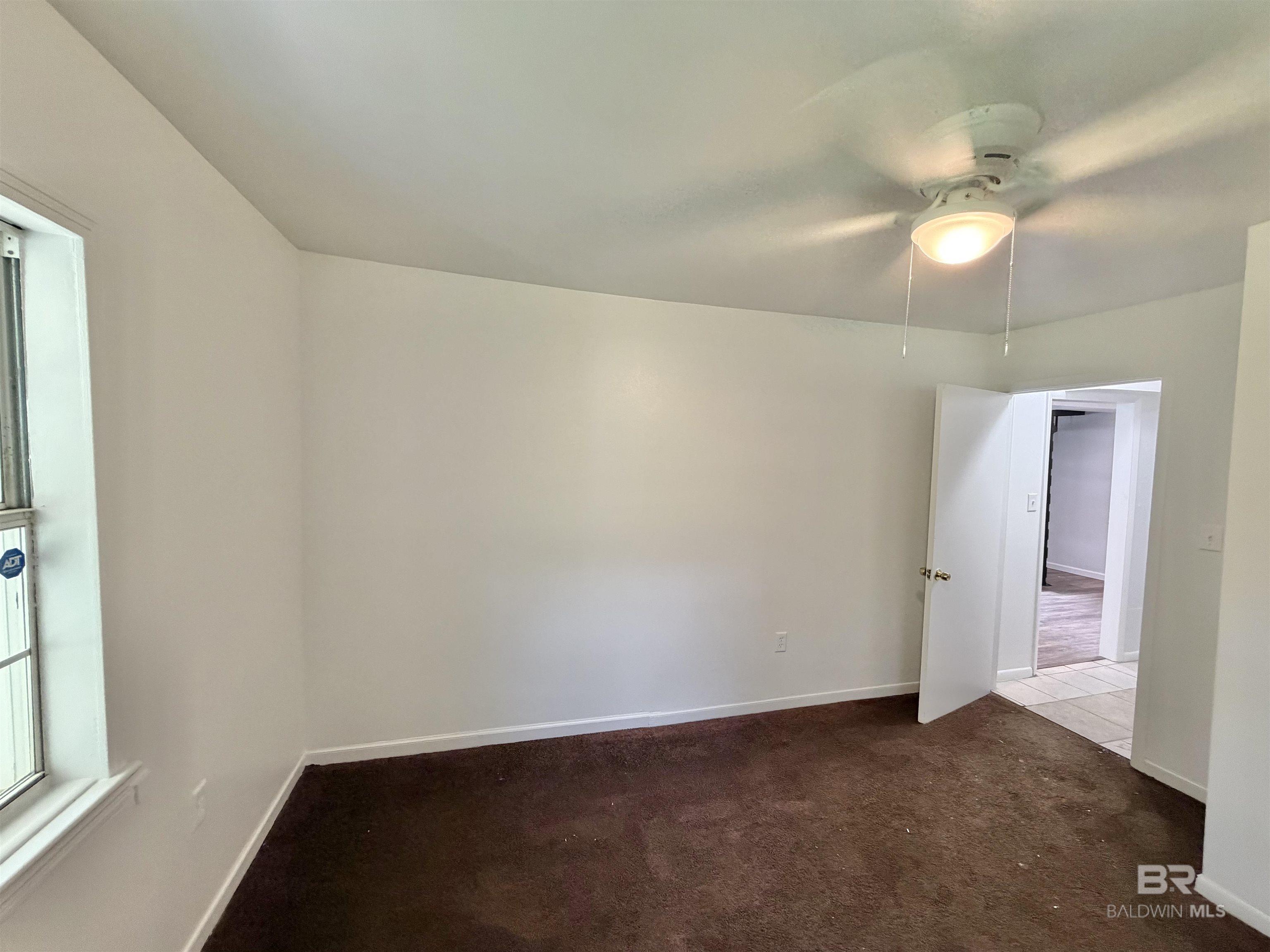 https://zimg.paragon.ice.com/ParagonImages/Property/PG/BCAR/397367/10/0/0/536928157e71af8fa2f00fbac028d47a/7/2a29329b11e5863df1e6b8127a231e78/397367-e64826cb-45b9-48af-84a8-f5c293171cbb.JPG
