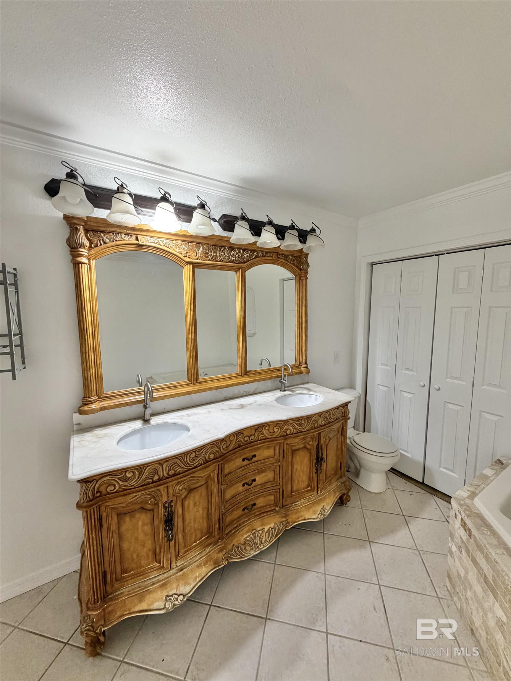 https://zimg.paragon.ice.com/ParagonImages/Property/PG/BCAR/397367/20/0/0/858a2684d79a93c9a3975b4d2f5e02d7/7/2a29329b11e5863df1e6b8127a231e78/397367-7c3d7729-ea7d-4524-b28f-530eca0fdc78.JPG