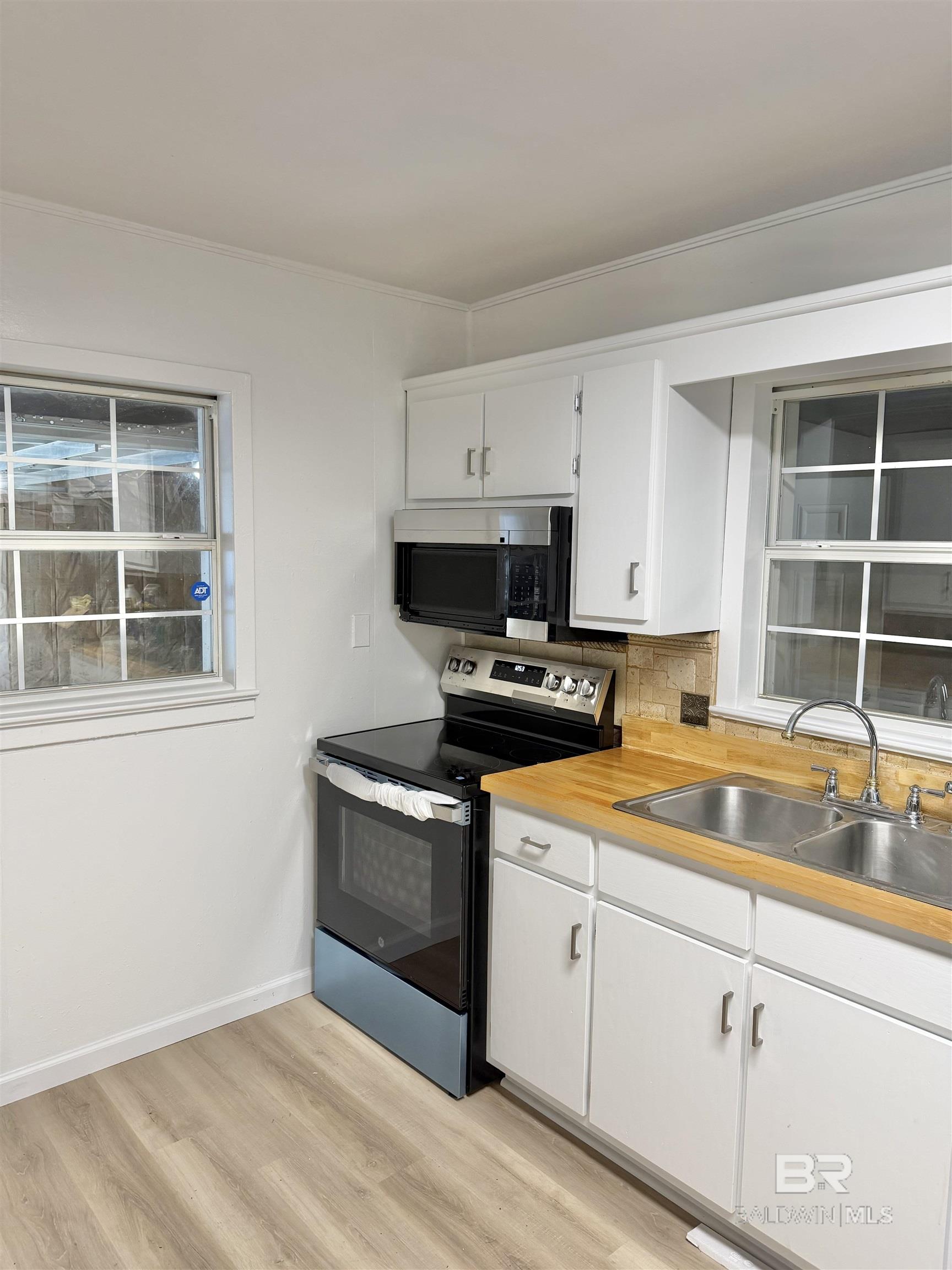https://zimg.paragon.ice.com/ParagonImages/Property/PG/BCAR/397367/4/0/0/4e558e3eed940d562d28c2c837a6be5f/7/2a29329b11e5863df1e6b8127a231e78/397367-1b202609-e2b3-4ba3-a80a-faae652cfd14.JPG