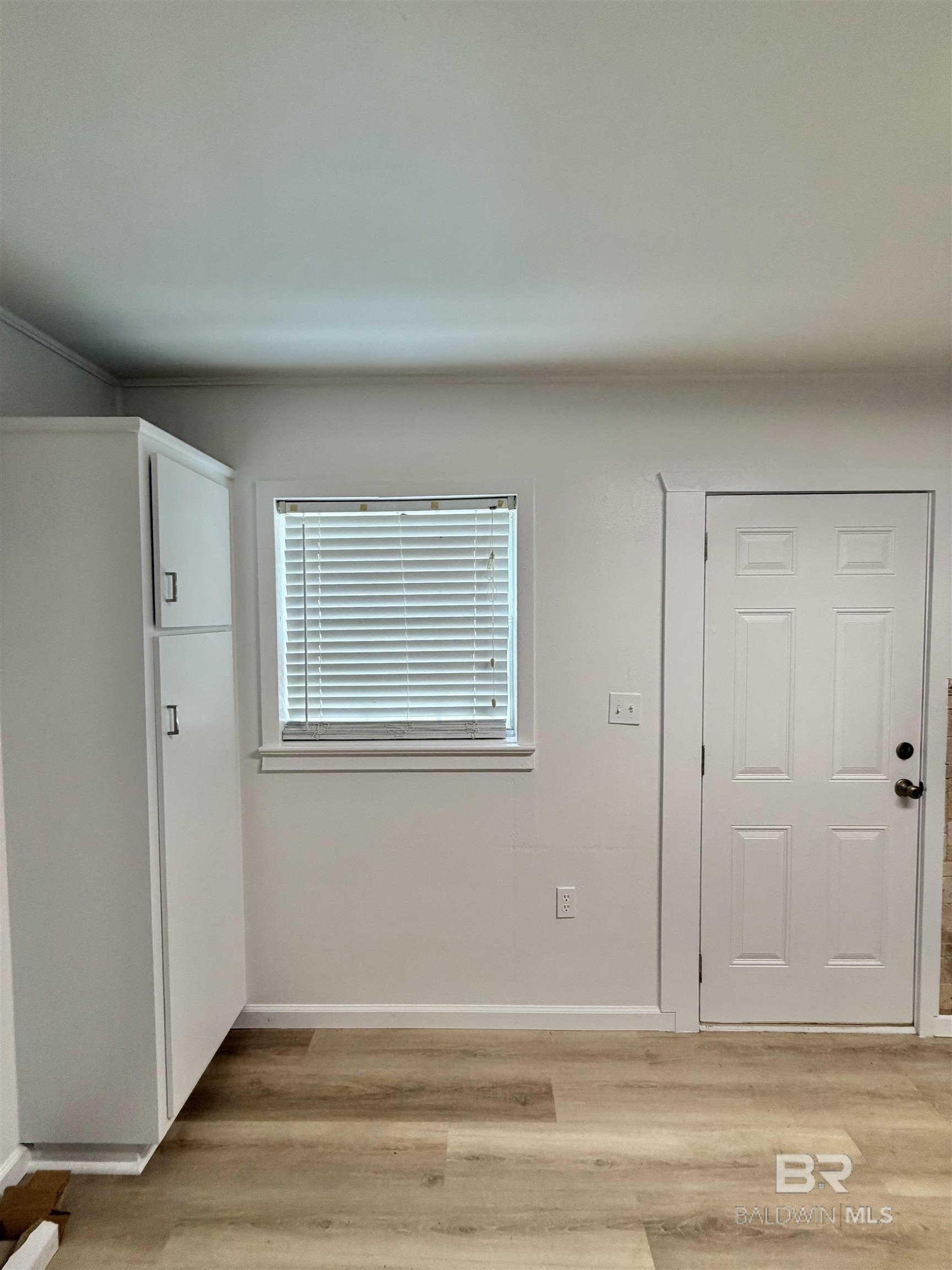 https://zimg.paragon.ice.com/ParagonImages/Property/PG/BCAR/397367/6/0/0/dc91ad0f70e0ce1d23910325560c0ac0/7/2a29329b11e5863df1e6b8127a231e78/397367-406f6cf6-406f-4aa8-84bd-8f5c4f6127c1.JPG
