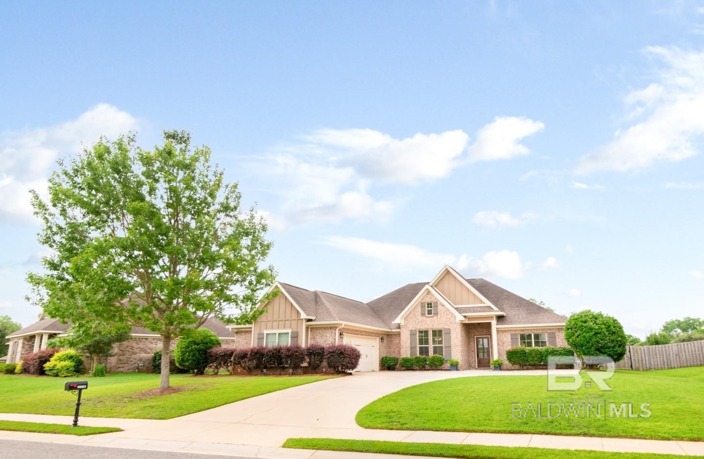 8883 Bainbridge Drive