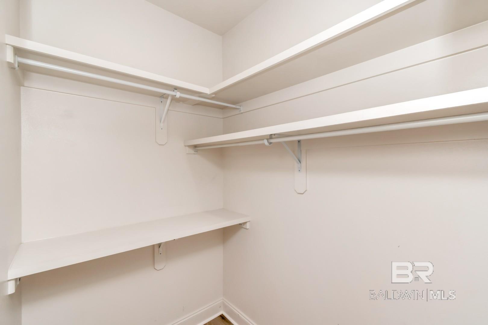 https://zimg.paragon.ice.com/ParagonImages/Property/PG/BCAR/397370/19/0/0/c25034aab78fb61f9cca6739e1ddb3d8/7/38b2bf4e0ee04edcf32507197ff46340/397370-c2b8b08e-6637-444f-82c1-818ace6f4c30.JPG