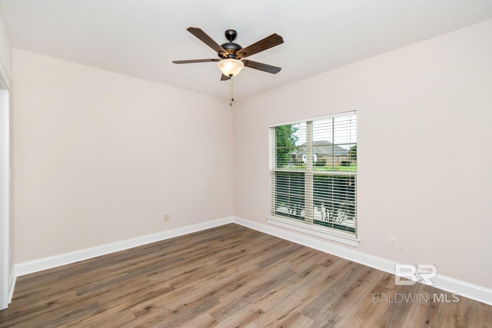 https://zimg.paragon.ice.com/ParagonImages/Property/PG/BCAR/397370/23/0/0/3521a59a2429eab2470ebfe6c34e5aae/7/38b2bf4e0ee04edcf32507197ff46340/397370-5949ca3e-ffb6-4c7a-87e6-0e5c91db2279.JPG