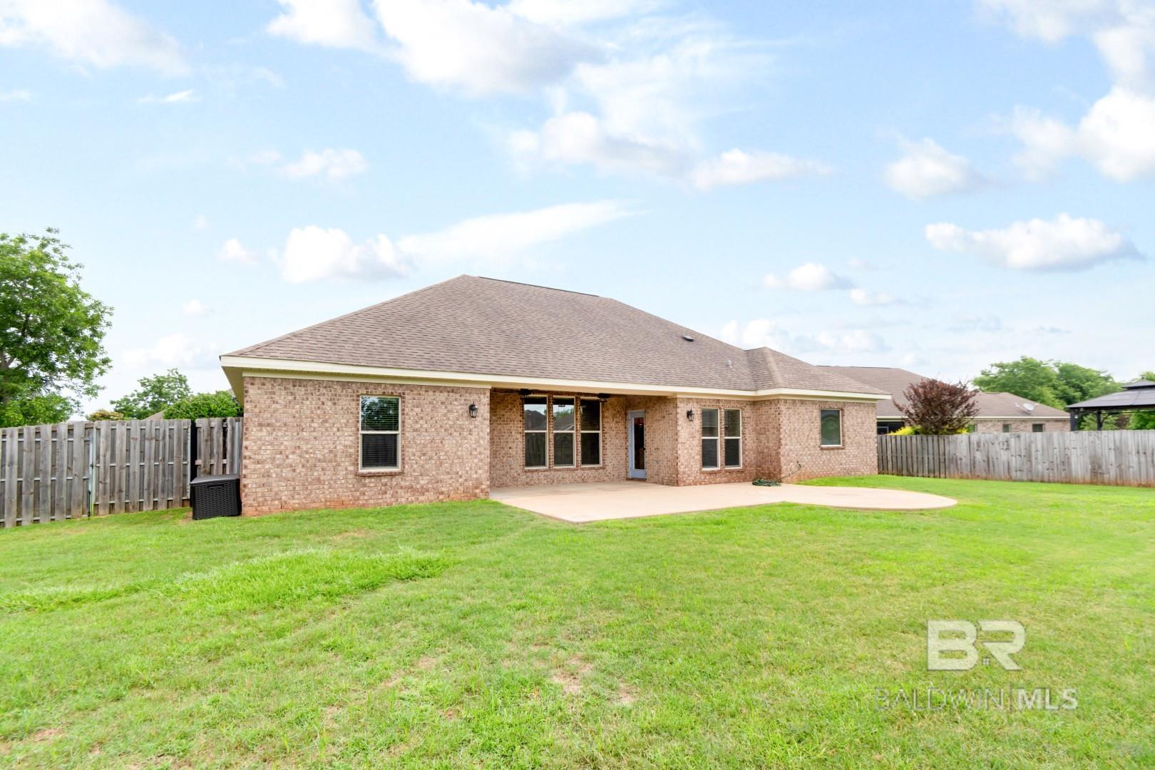 https://zimg.paragon.ice.com/ParagonImages/Property/PG/BCAR/397370/30/0/0/8b0bb8b852a3fb1575a8ae41cb69f689/7/38b2bf4e0ee04edcf32507197ff46340/397370-c814246c-a6b3-4fa8-83dd-4d0e6b1a562d.JPG
