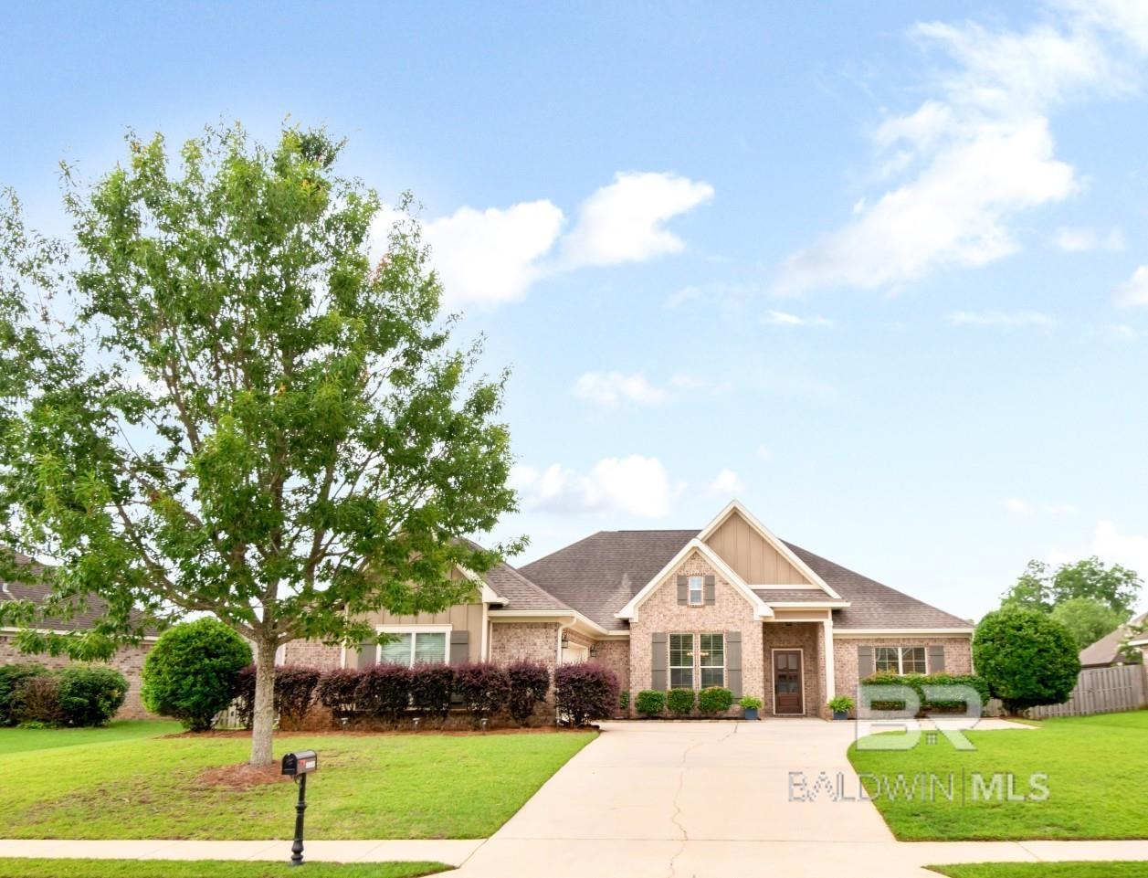 https://zimg.paragon.ice.com/ParagonImages/Property/PG/BCAR/397370/35/0/0/6b6a7e8d3272e42bd7752da65a5f3bd5/7/38b2bf4e0ee04edcf32507197ff46340/397370-c105a745-df7c-485b-977a-5dc8c401b3de.JPG
