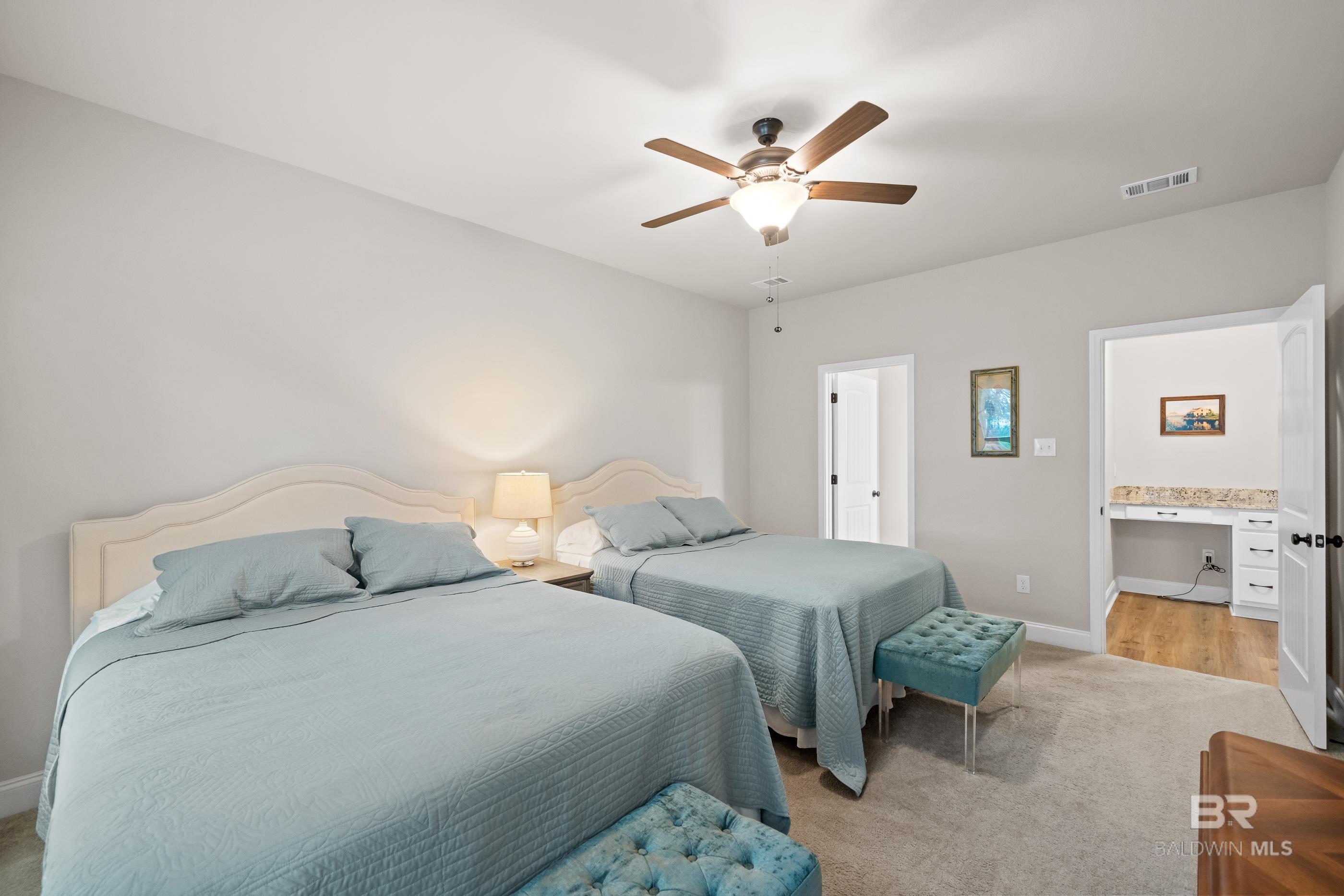 https://zimg.paragon.ice.com/ParagonImages/Property/PG/BCAR/397371/16/0/0/55a42a620a08be543ea9a5c536622a68/7/d6662f98ea393439e3afe681948d2254/397371-a14461ff-14dd-46fc-ab80-34276c3aa5a3.JPG