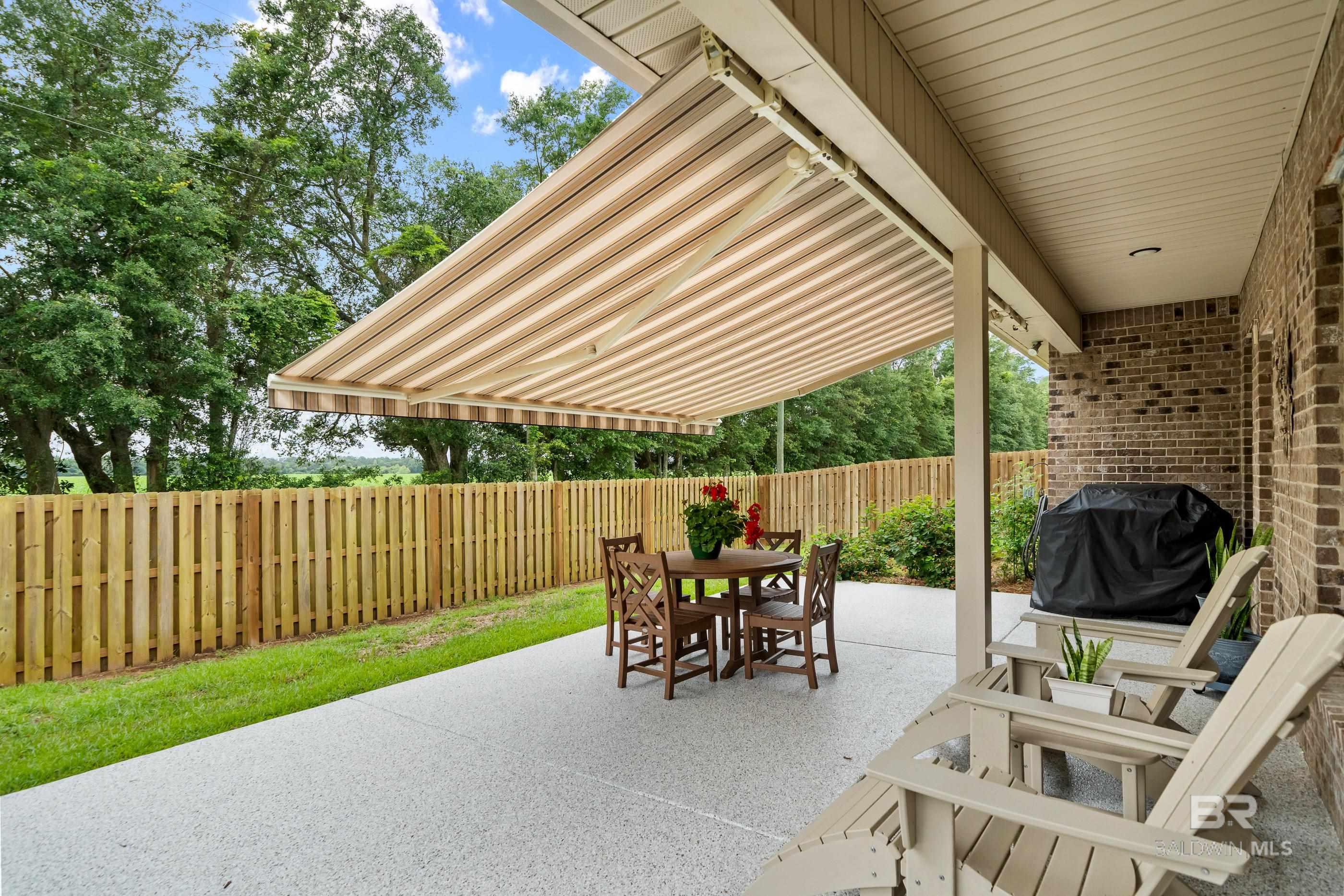 https://zimg.paragon.ice.com/ParagonImages/Property/PG/BCAR/397371/30/0/0/b97a87d6531b7d8fa86ef54551499463/7/d6662f98ea393439e3afe681948d2254/397371-62c4d882-85dc-43b3-82b9-513695f62608.JPG