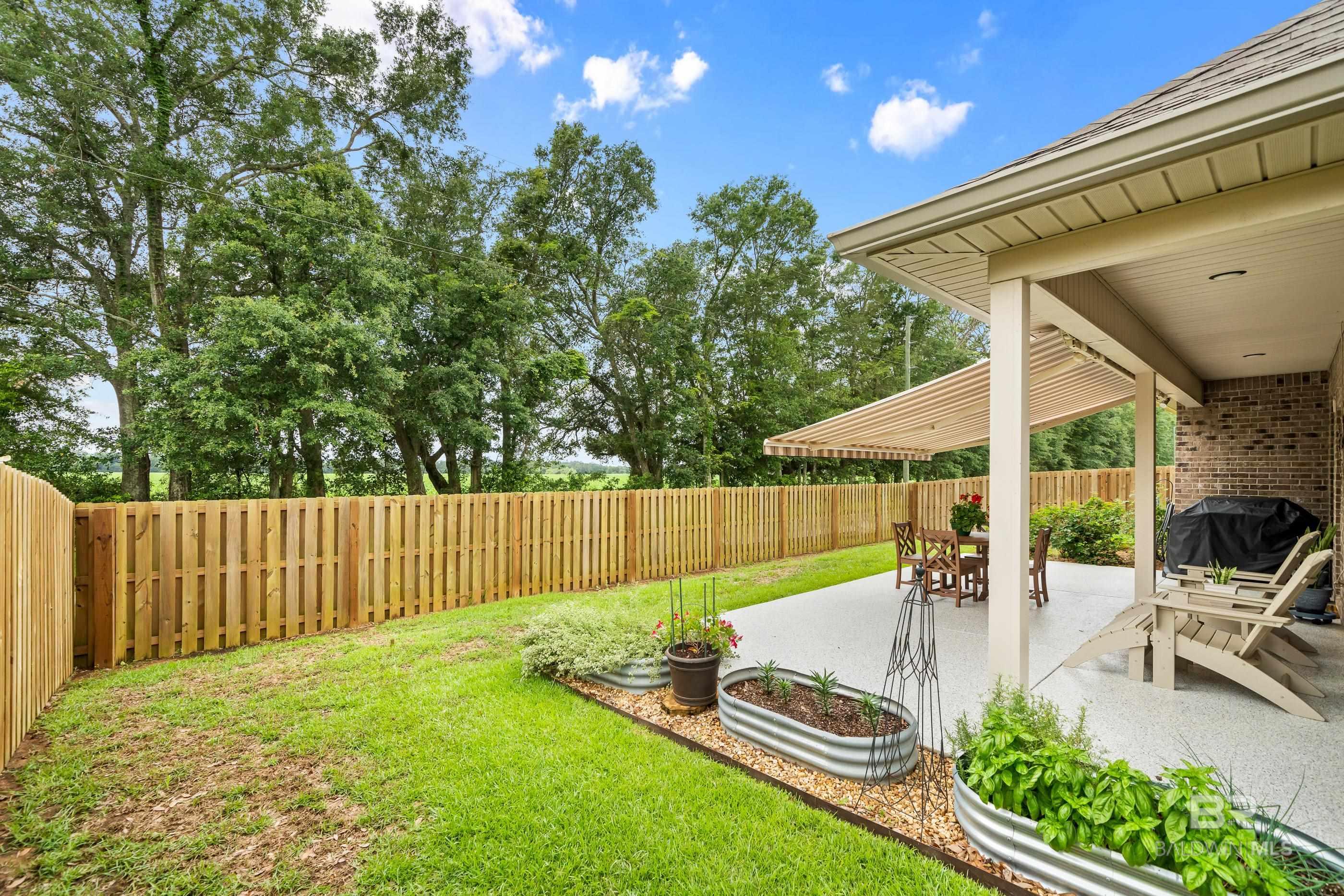 https://zimg.paragon.ice.com/ParagonImages/Property/PG/BCAR/397371/37/0/0/d7a072b392c48c7c104332c4ab7f9d83/7/d6662f98ea393439e3afe681948d2254/397371-80a61b1b-7a4e-46c5-b0d6-7b094a2767ca.JPG
