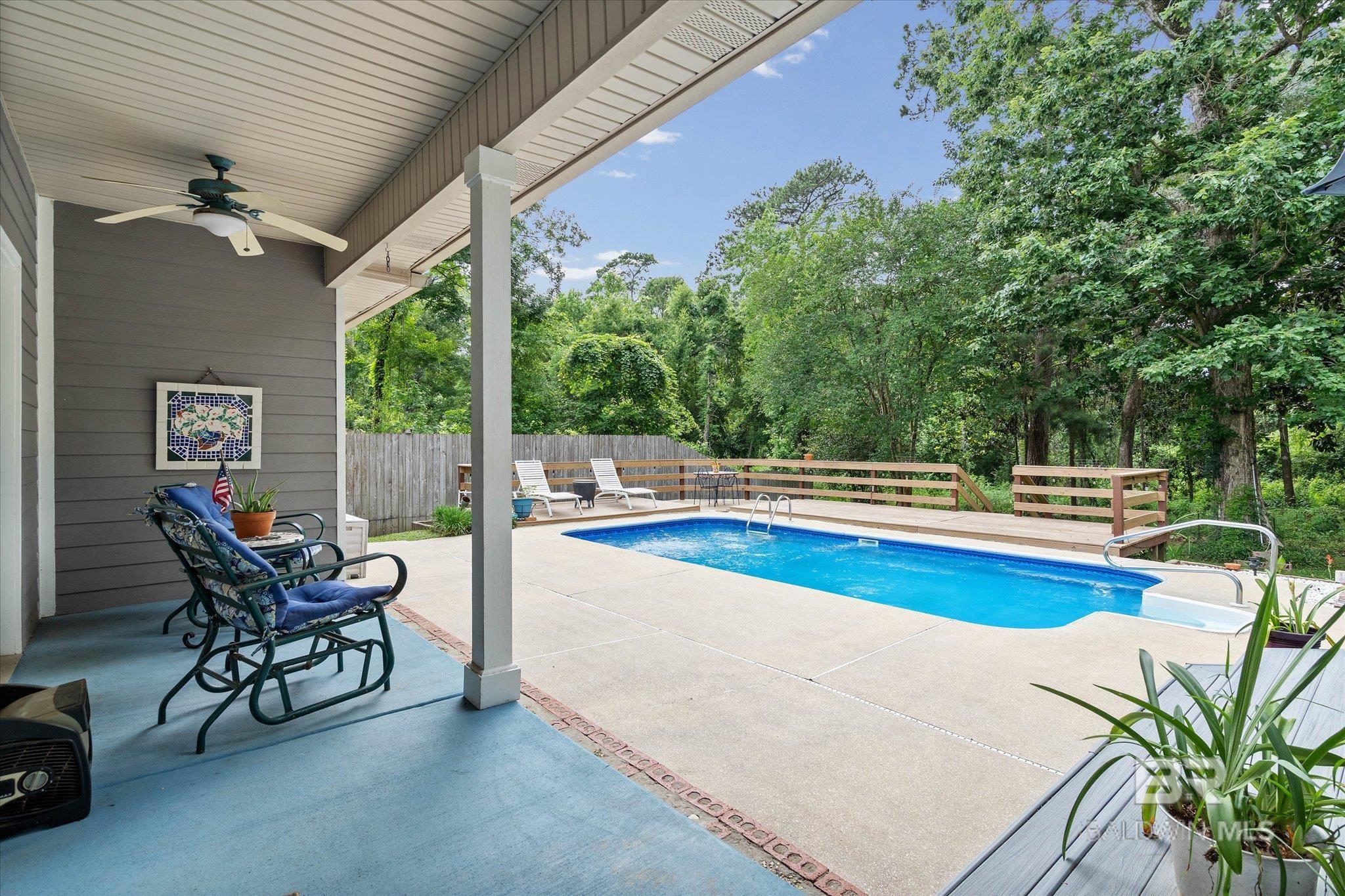 https://zimg.paragon.ice.com/ParagonImages/Property/PG/BCAR/397372/2/0/0/93490b0ab2a99ded4ddaa03a68fda0ab/7/a98b2a3a79074937f8578c63a786f284/397372-ab4b98fa-c803-4a9a-9bb5-ad847cfbc2ef.JPG