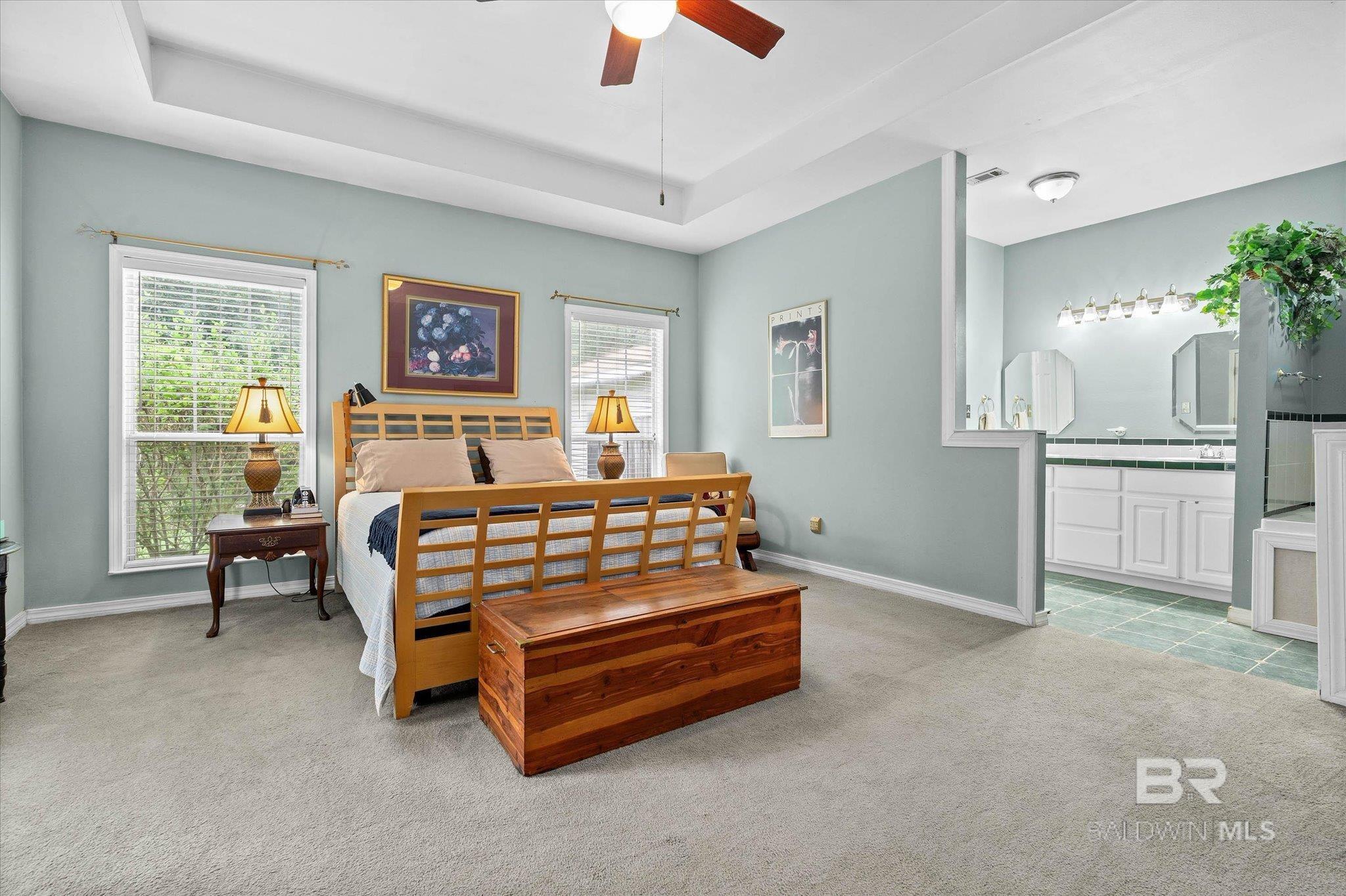 https://zimg.paragon.ice.com/ParagonImages/Property/PG/BCAR/397372/24/0/0/fece86f3336e981912241e0783389d1f/7/a98b2a3a79074937f8578c63a786f284/397372-66411ad6-70aa-481e-ad3c-50a3fdf2a358.JPG