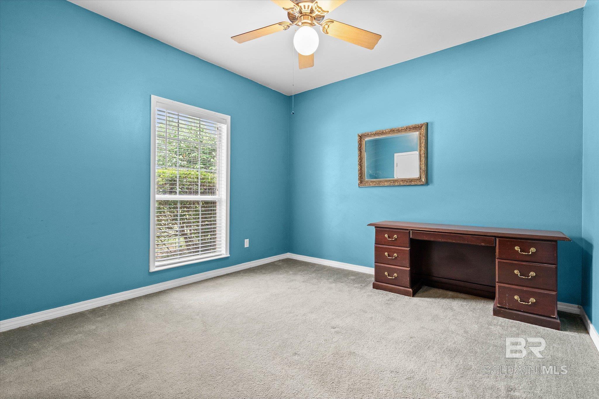 https://zimg.paragon.ice.com/ParagonImages/Property/PG/BCAR/397372/27/0/0/15560924a1f638fb4d129ac8983adec8/7/a98b2a3a79074937f8578c63a786f284/397372-150f338d-1e6c-418e-8fe8-e1d0099f2f71.JPG