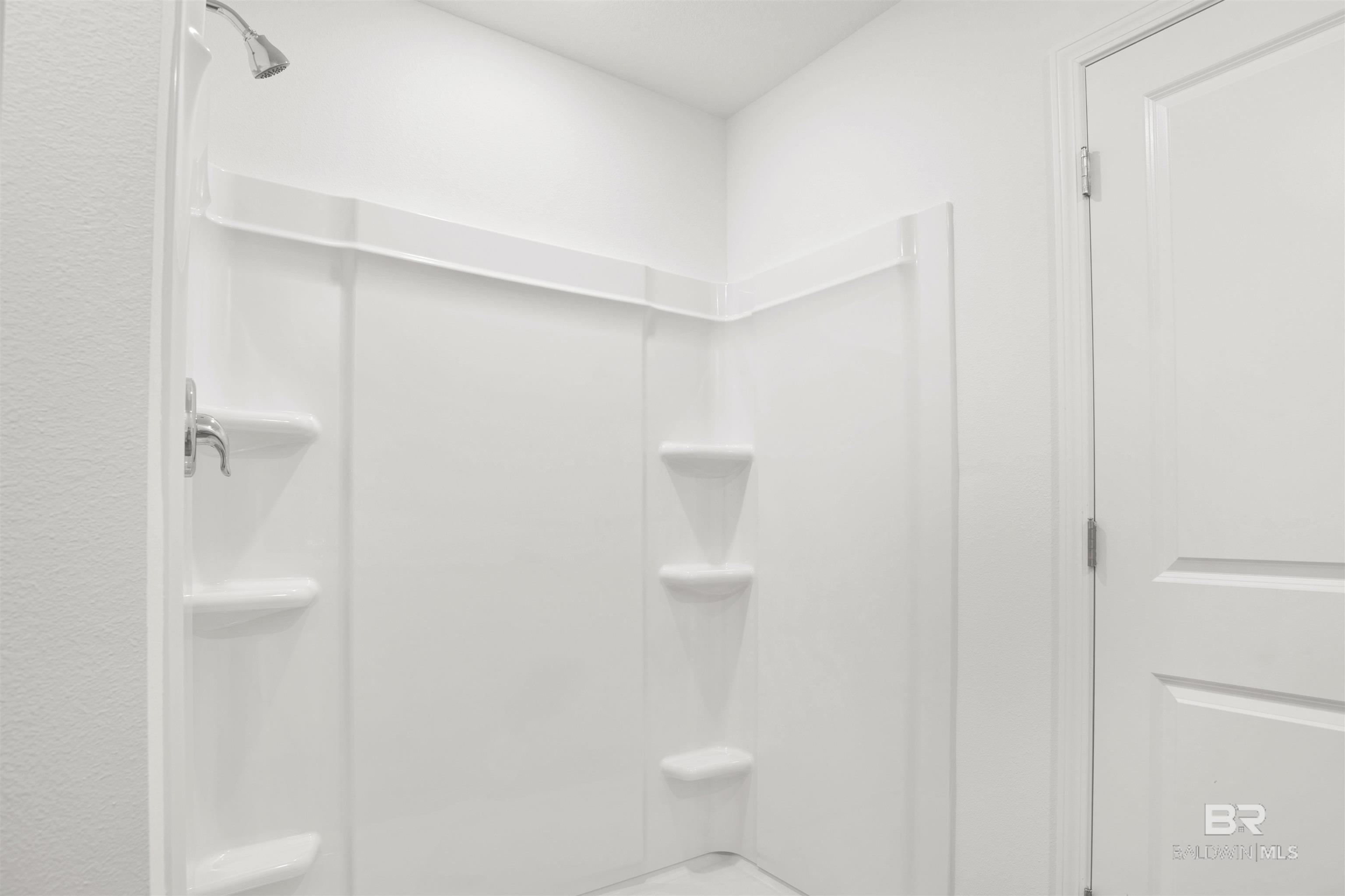 https://zimg.paragon.ice.com/ParagonImages/Property/PG/BCAR/397377/18/0/0/1539a52877a65dab33cdff70e25b63b0/7/dea576808570a61140e8e59bba57a81c/397377-c392e87e-2070-4da3-a9e8-330a3e91c4c9.JPG