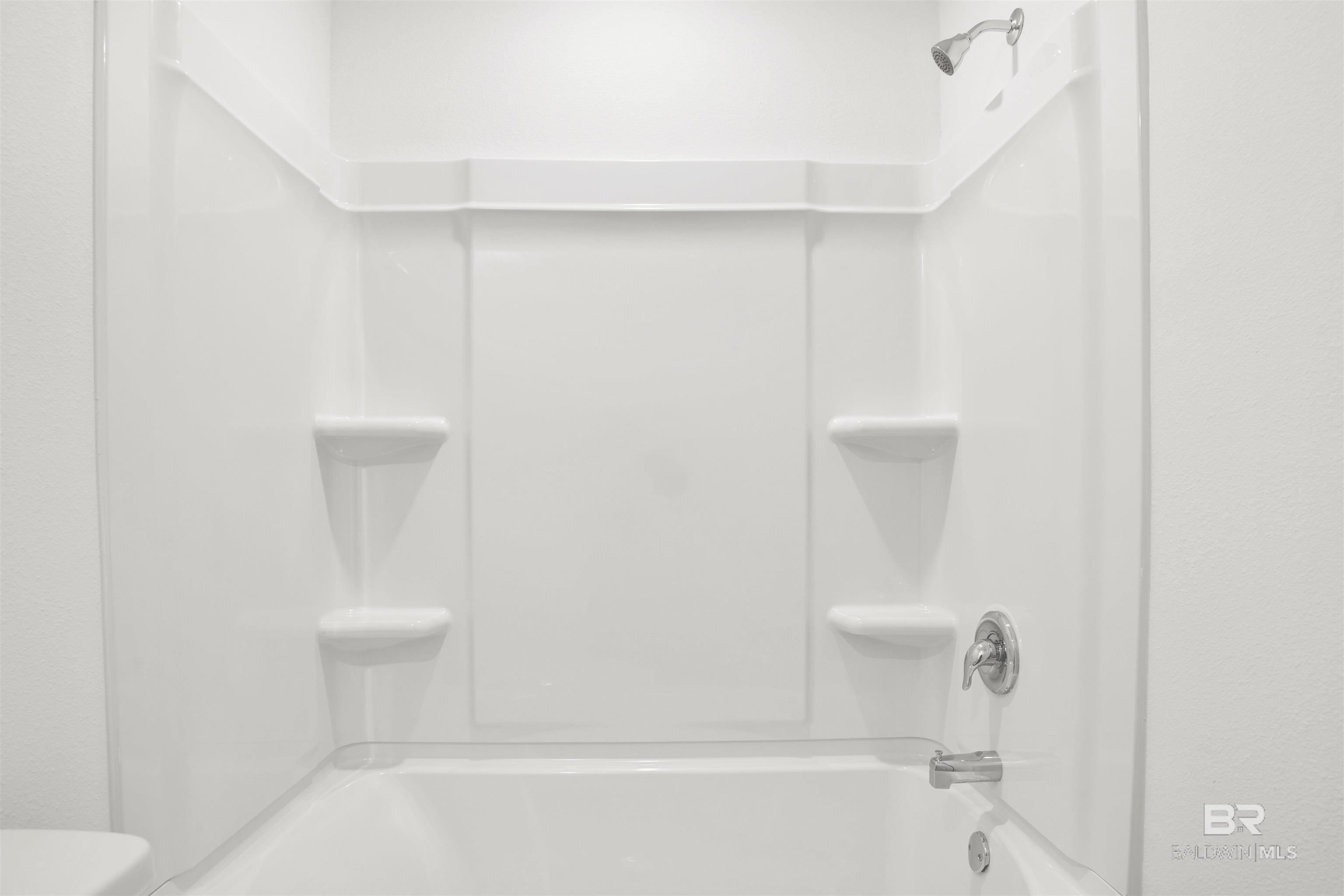 https://zimg.paragon.ice.com/ParagonImages/Property/PG/BCAR/397377/27/0/0/14292960b160929c37673da5348905b9/7/dea576808570a61140e8e59bba57a81c/397377-1d09b3d8-f422-41bb-a2ad-81d935abe499.JPG