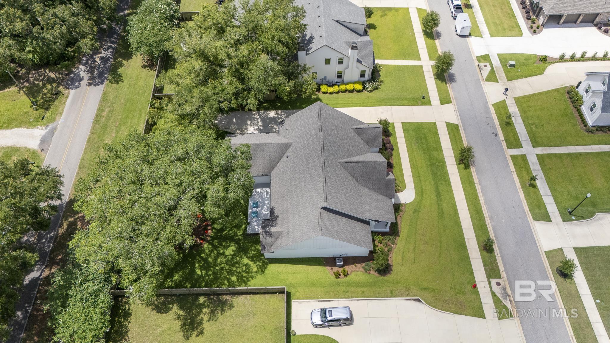 https://zimg.paragon.ice.com/ParagonImages/Property/PG/BCAR/397381/46/0/0/9847c411f7a71737e9852581b5ccf2a1/7/520fb8f0686b82e0cde58354331983de/397381-e6798ce7-9e10-401e-8af1-5d2e165ea86c.JPG