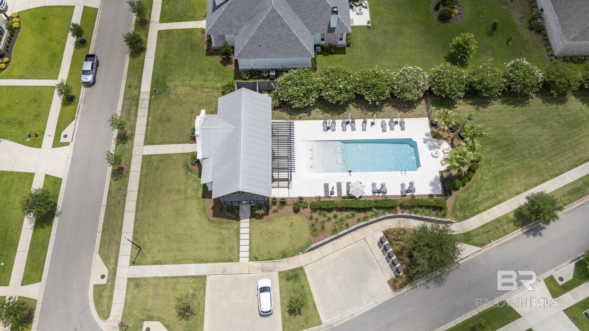 https://zimg.paragon.ice.com/ParagonImages/Property/PG/BCAR/397381/49/0/0/239ab94f8b3beabe260abd6121cd8df6/7/520fb8f0686b82e0cde58354331983de/397381-3bfdea1f-65cc-409e-9d23-471e76ae3dbd.JPG