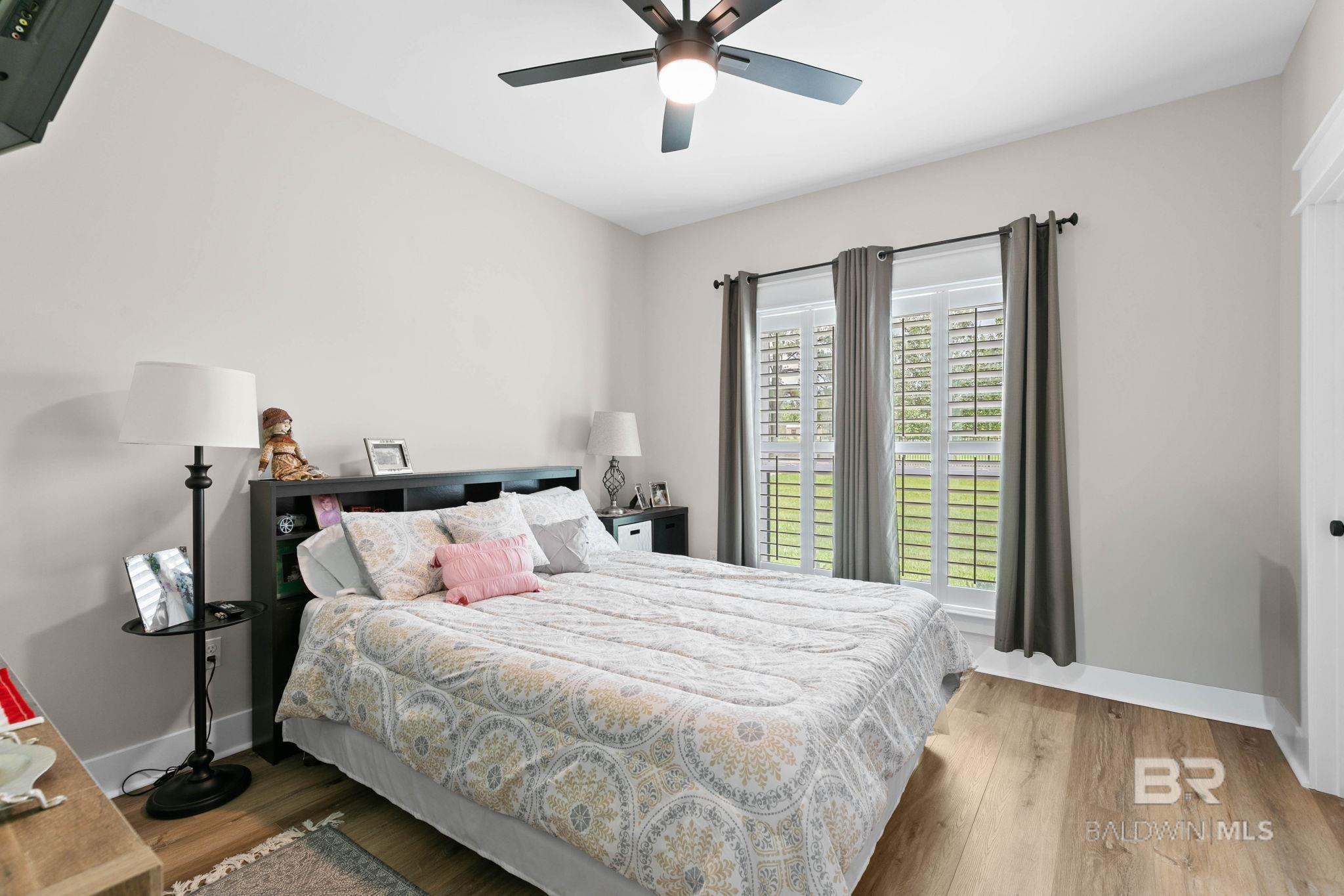 https://zimg.paragon.ice.com/ParagonImages/Property/PG/BCAR/397385/33/0/0/ac9fbe55d076e84b7fc7d920817862f1/7/5c1eef63ba735591a721ad6228f702e2/397385-a1c6452d-58e9-40bd-ba21-3ff8d8207b30.JPG