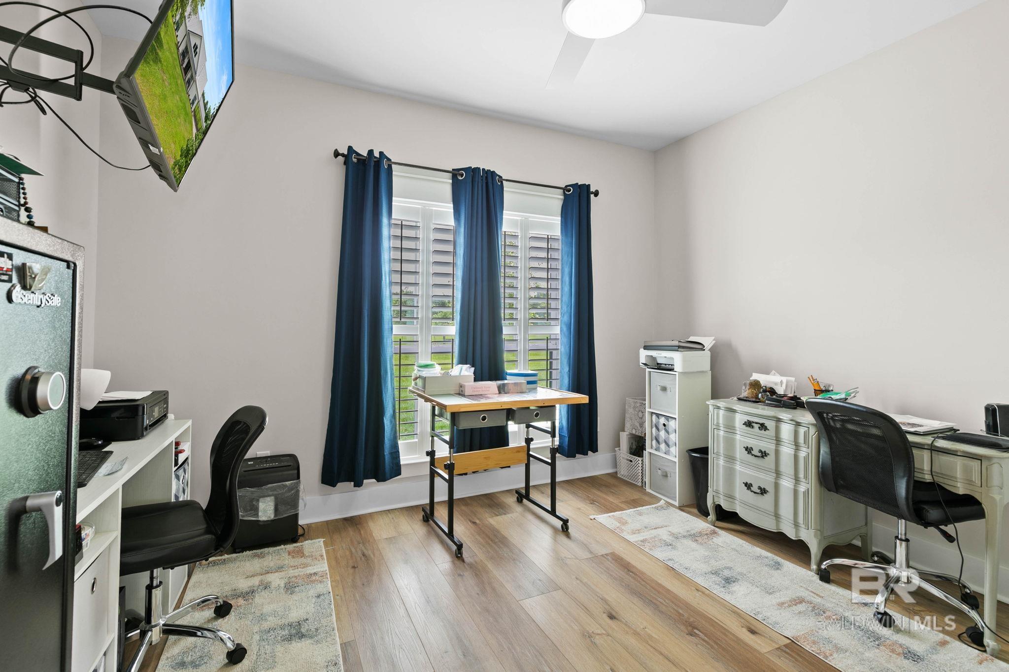 https://zimg.paragon.ice.com/ParagonImages/Property/PG/BCAR/397385/37/0/0/5cd65ba3a064ecd83312cdf1ddec4d97/7/5c1eef63ba735591a721ad6228f702e2/397385-69e7e019-2393-41be-93e7-70020dfa6604.JPG