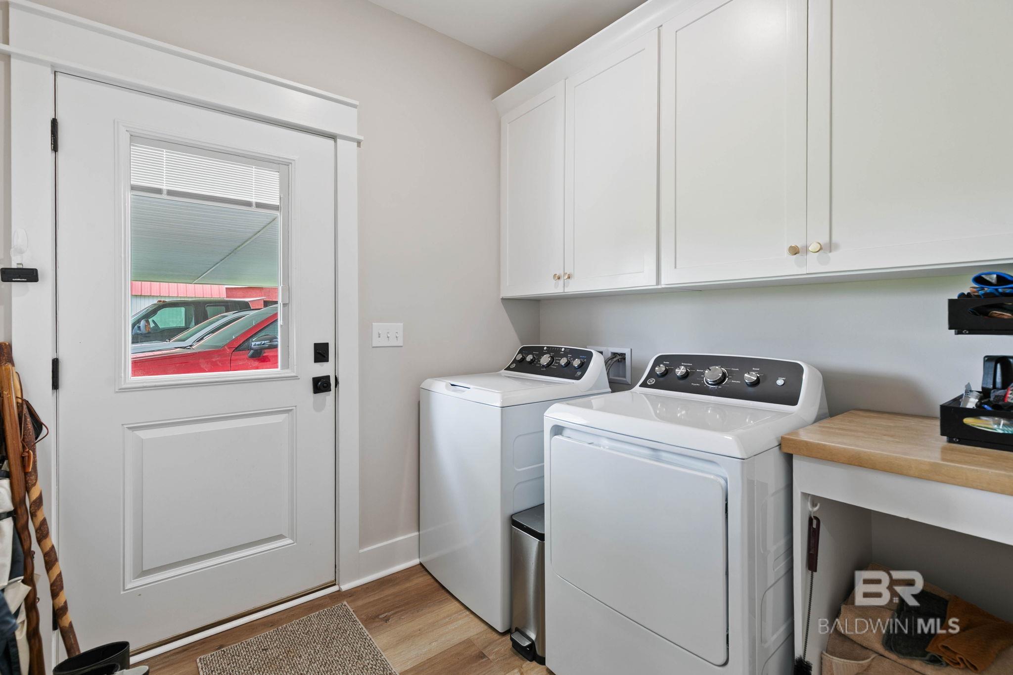 https://zimg.paragon.ice.com/ParagonImages/Property/PG/BCAR/397385/39/0/0/55d6565d2df4ab7624daf1f4f1523930/7/5c1eef63ba735591a721ad6228f702e2/397385-d1b4deb1-f502-4a63-80df-741bf103af24.JPG