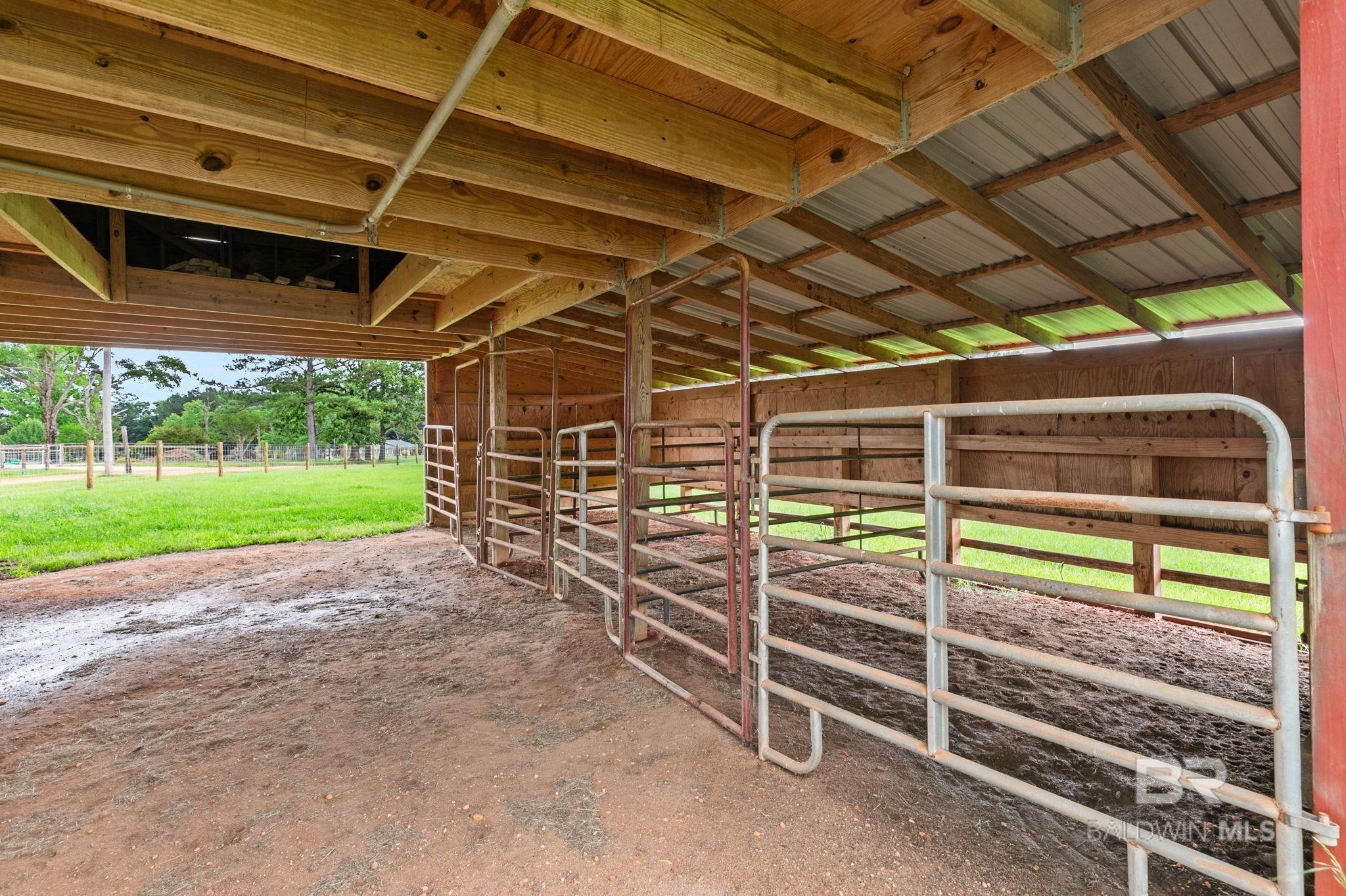 https://zimg.paragon.ice.com/ParagonImages/Property/PG/BCAR/397385/45/0/0/a79d1a93e9deb3699dedb405aa37a960/7/5c1eef63ba735591a721ad6228f702e2/397385-9df1a1ec-c990-4884-a85c-cc8eaad82b5c.JPG