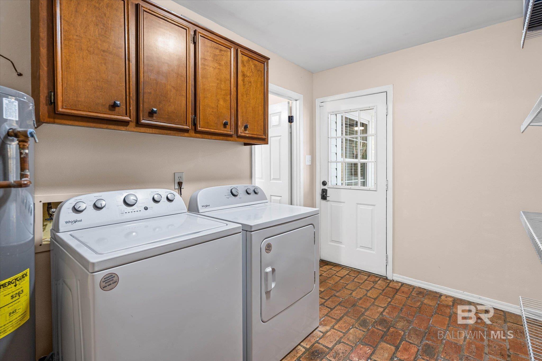 https://zimg.paragon.ice.com/ParagonImages/Property/PG/BCAR/397386/23/0/0/ae068b14bbfa60e537b06c2a3dbdb371/7/7d66e7b3c7f78e09ffe1354c958ae3cc/397386-7d0ce074-8a6e-46ba-964f-c5ed5224e087.JPG