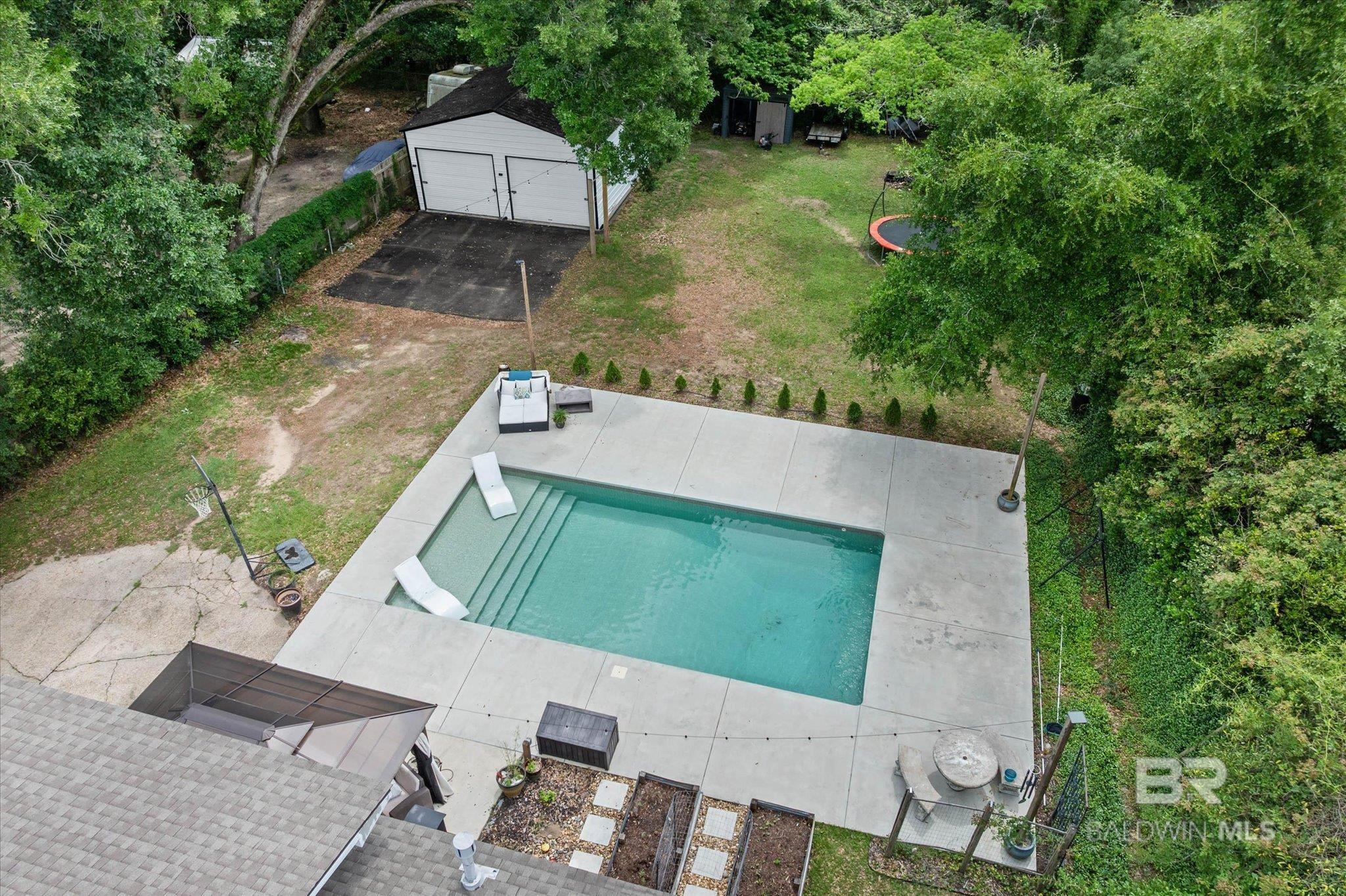 https://zimg.paragon.ice.com/ParagonImages/Property/PG/BCAR/397387/30/0/0/2a15761f61137c918f585e111821f574/7/775fa638f4eb72239265cf5a0e3d67f7/397387-d220863a-3b19-4f7f-9282-1e0c2cd86d36.JPG