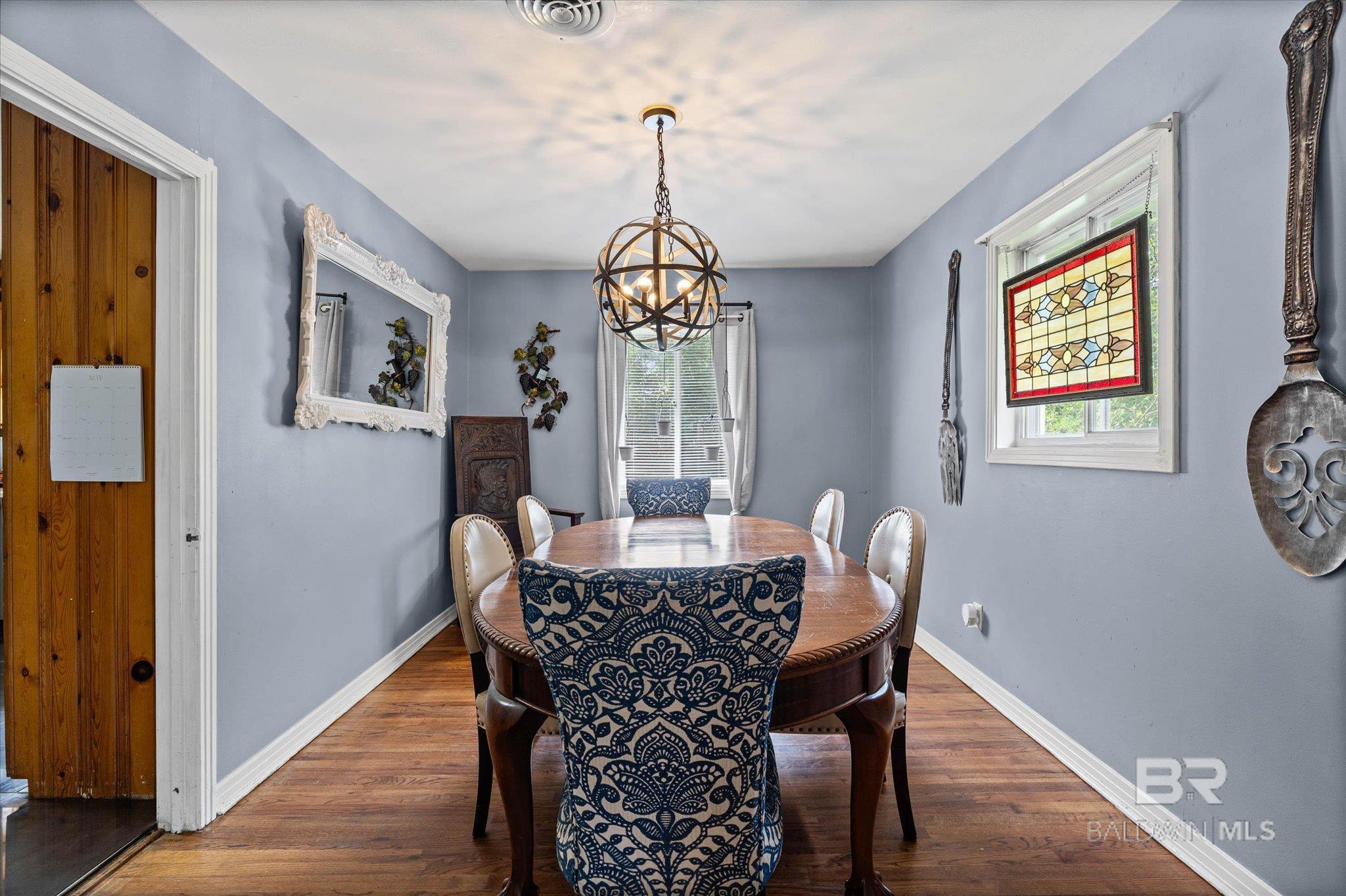 https://zimg.paragon.ice.com/ParagonImages/Property/PG/BCAR/397387/8/0/0/1773ab8db7122ce3e703fd30a325b9eb/7/775fa638f4eb72239265cf5a0e3d67f7/397387-0839491c-e839-45a6-b6bb-5010f137cb83.JPG