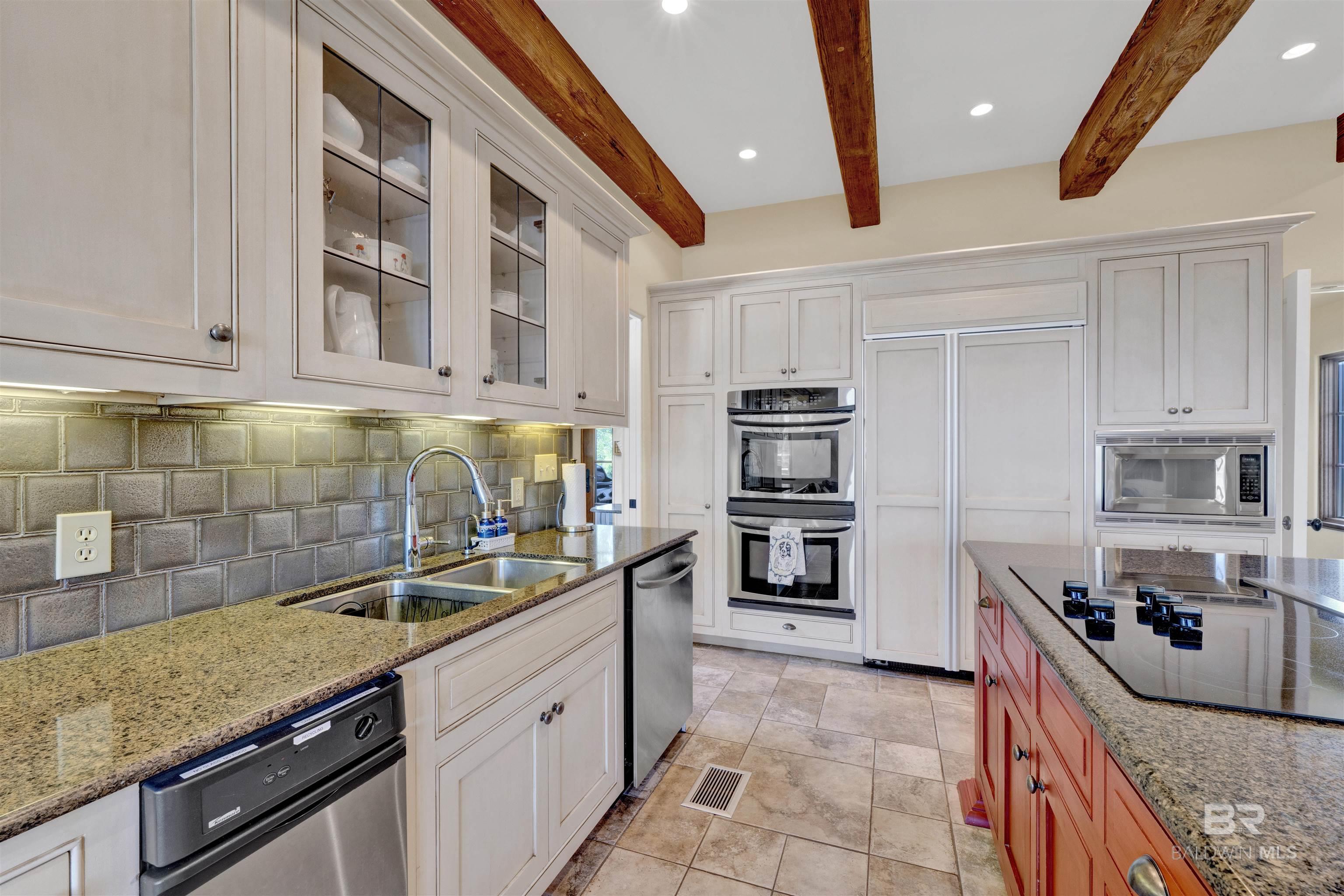 https://zimg.paragon.ice.com/ParagonImages/Property/PG/BCAR/397400/17/0/0/4f6b296b425616bbb718aca0264e5687/7/77d51d75b2dc75c1ae9ef0f68381b508/397400-090e0963-1432-4cdb-8287-0addda0aac4b.JPG