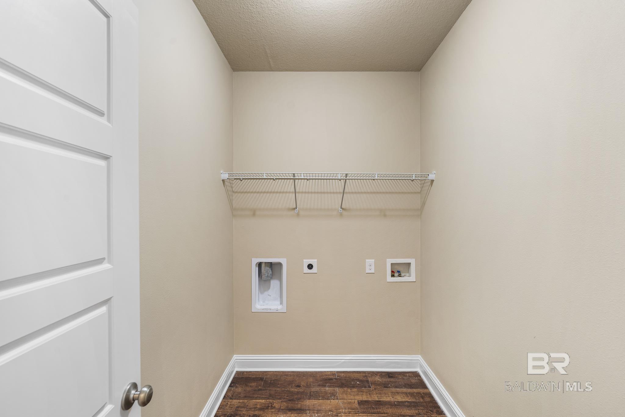 397405 | Photo 26