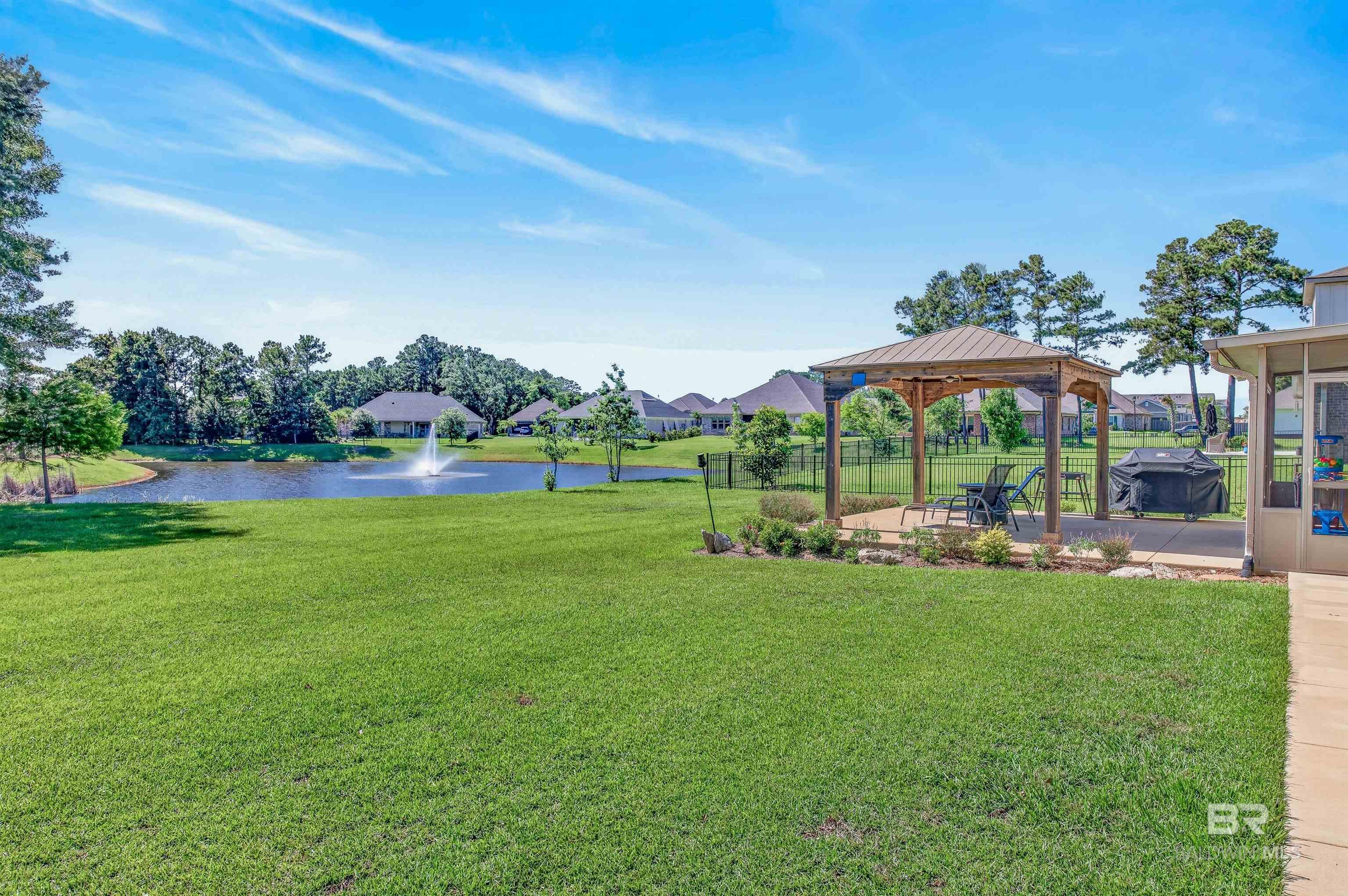 https://zimg.paragon.ice.com/ParagonImages/Property/PG/BCAR/397415/27/0/0/1281988266599e51ae3d099e82a9de56/7/a590591b8f2936088e12d904c8db97d3/397415-22b26671-0da2-4ccb-97de-088b4d202b2e.JPG