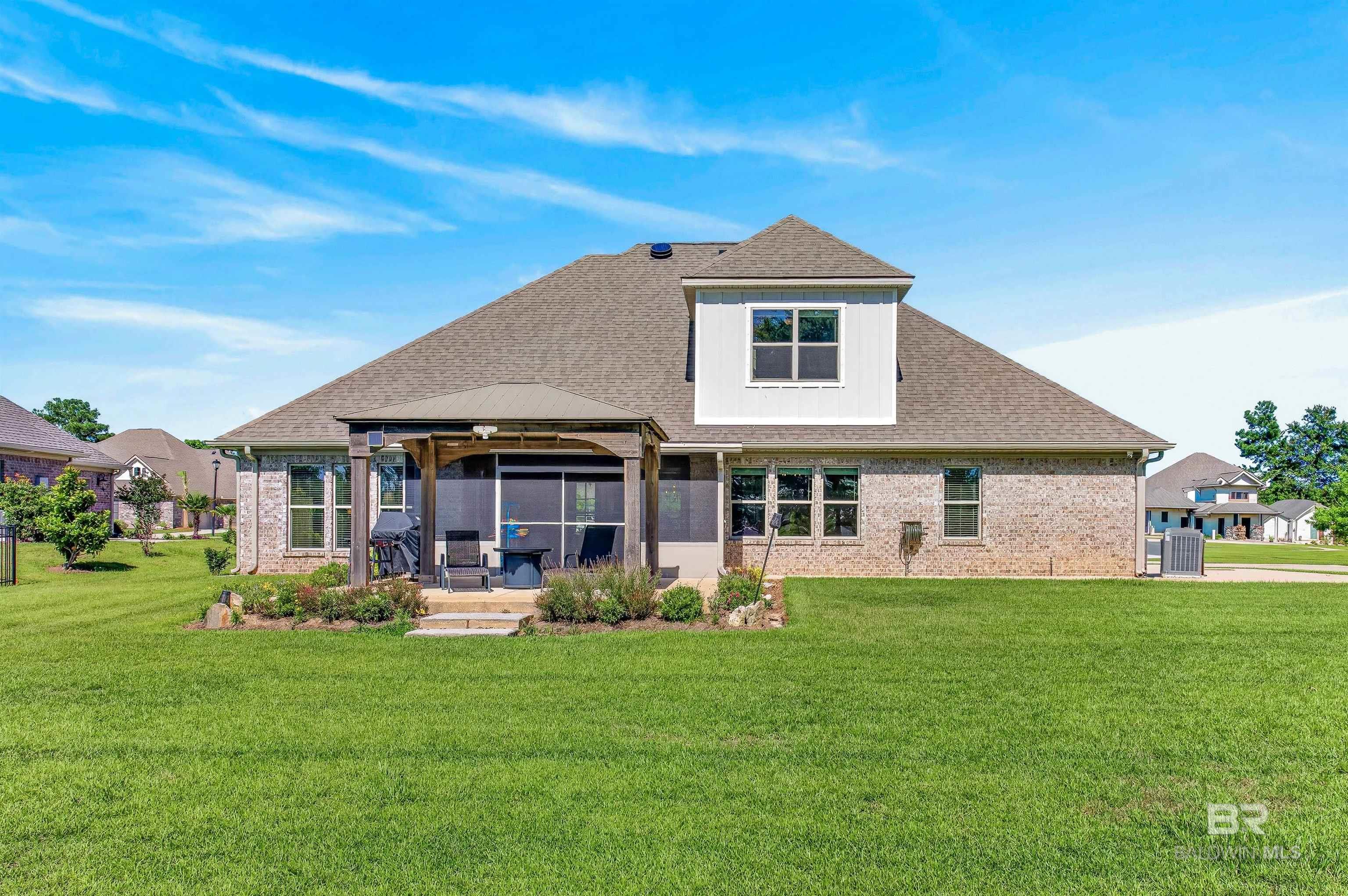 https://zimg.paragon.ice.com/ParagonImages/Property/PG/BCAR/397415/31/0/0/fc9fdd5a72130ae276cc968db8768eaf/7/a590591b8f2936088e12d904c8db97d3/397415-c687ff40-cc87-4d67-bcae-347aa0a46890.JPG