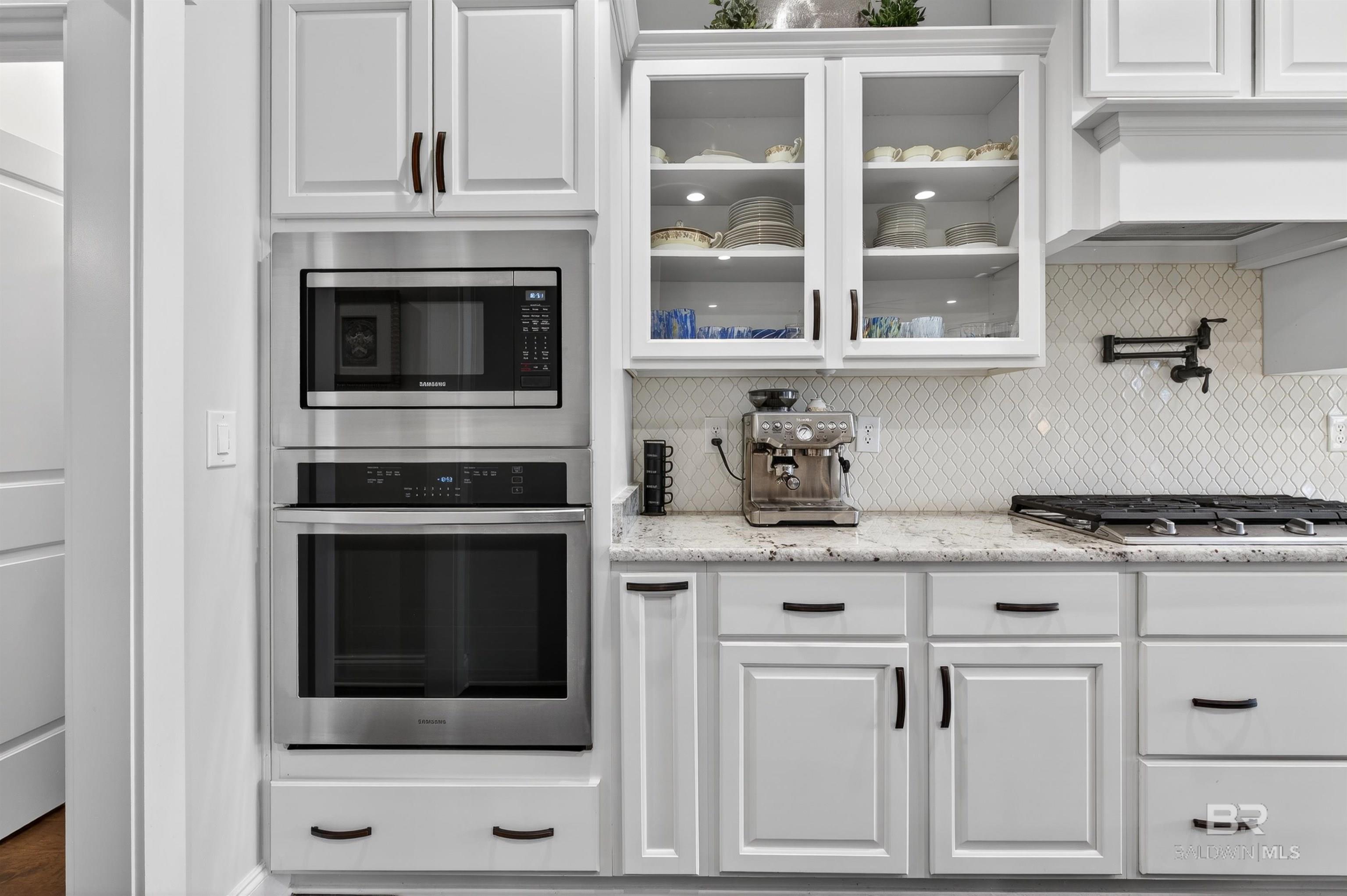 https://zimg.paragon.ice.com/ParagonImages/Property/PG/BCAR/397415/51/0/0/d54c45386b98d1a90ec25e17e3d90235/7/a590591b8f2936088e12d904c8db97d3/397415-cc0b7dfe-7e1d-4123-9b07-f34ffe789bb6.JPG