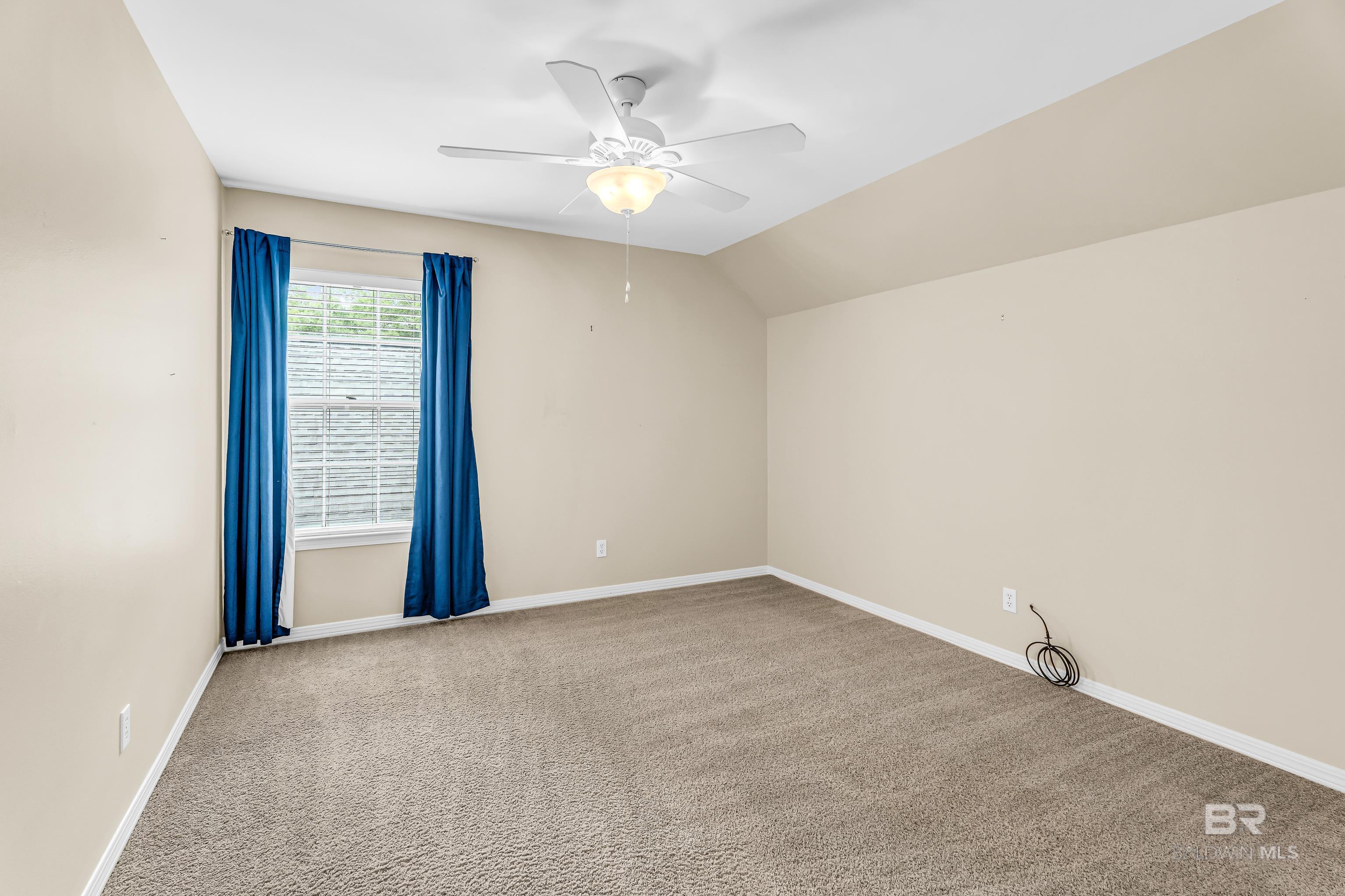397430 | Photo 26