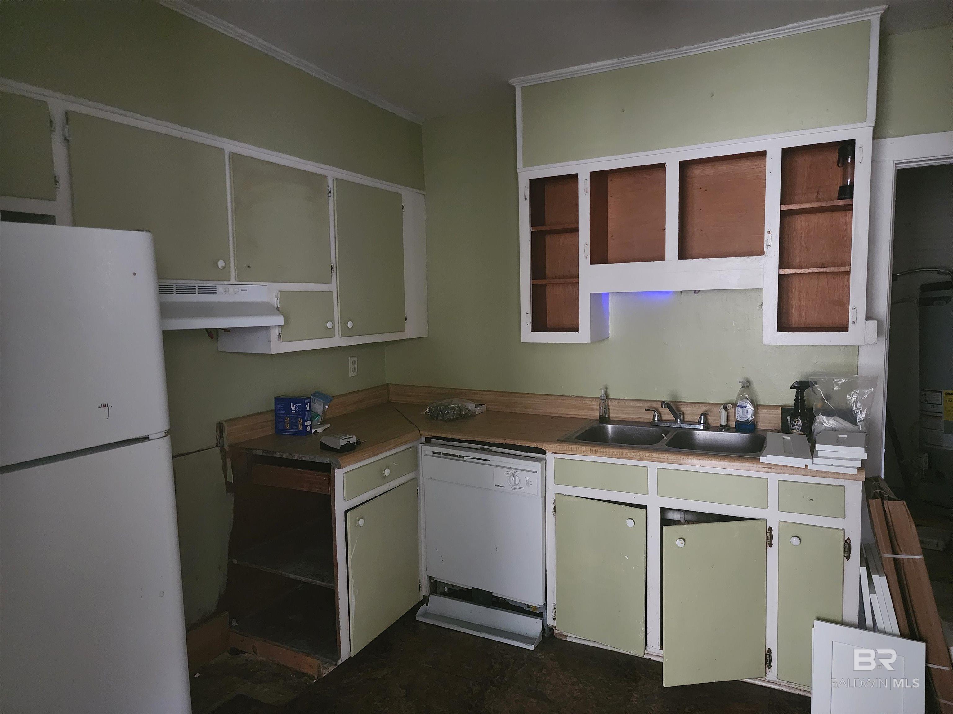 https://zimg.paragon.ice.com/ParagonImages/Property/PG/BCAR/397436/12/0/0/e7e3b29441af1c2395f2bf83173649d1/7/4e47dcf7c420bca12aced8ca7f4ea27a/397436-73ceb66d-c091-4ec2-b391-b24ebcfa41ba.JPG