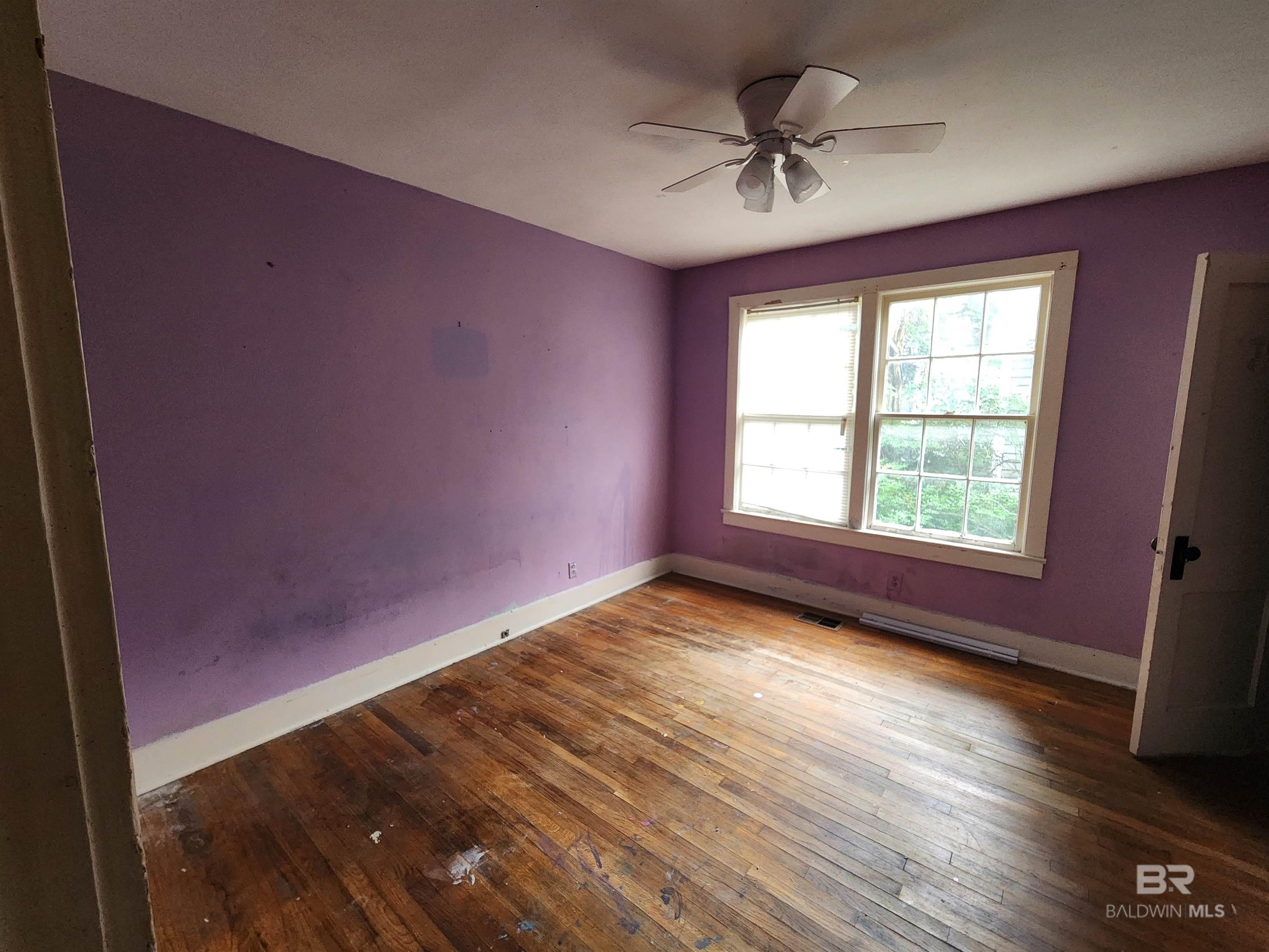 https://zimg.paragon.ice.com/ParagonImages/Property/PG/BCAR/397436/9/0/0/99cc3f5fed78d35815d69677aa9a57a1/7/4e47dcf7c420bca12aced8ca7f4ea27a/397436-51857cc3-2771-4747-b727-e421b26165f1.JPG